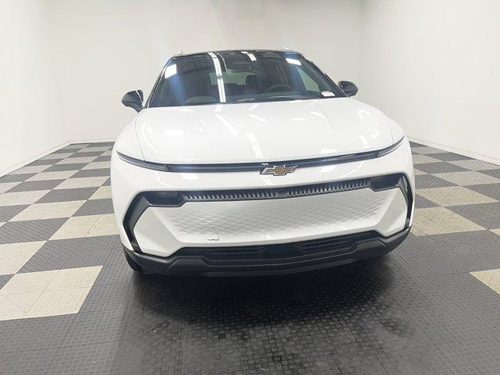 2026 Chevrolet Equinox EV 2LT - Photo 6