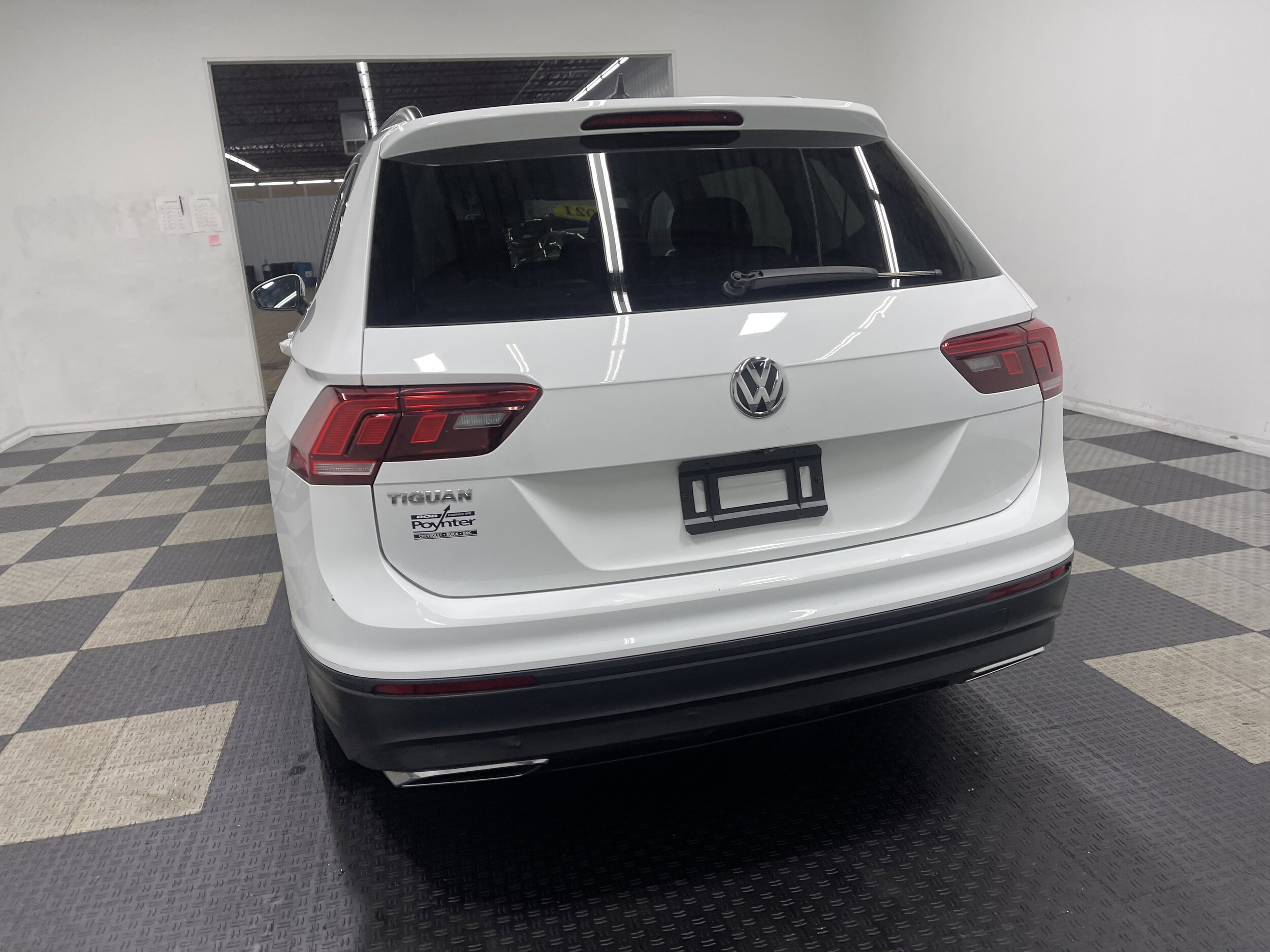2021 Volkswagen Tiguan S photo 3