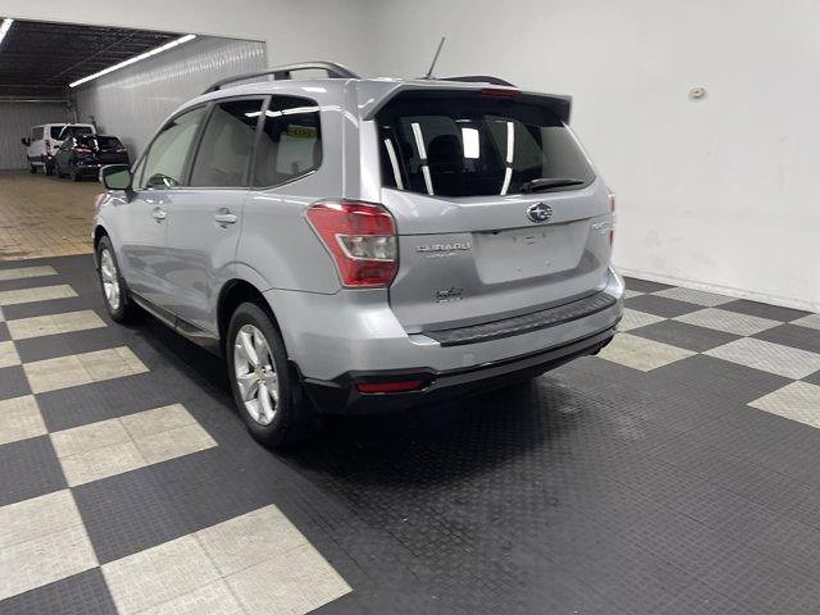 Used 2014 Subaru Forester i Touring with VIN JF2SJAPC8EH425293 for sale in Seymour, IN