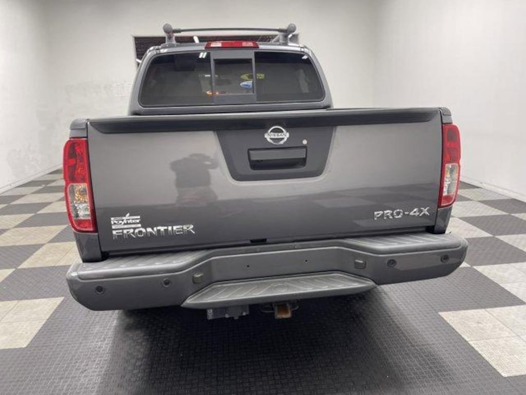 Used 2021 Nissan