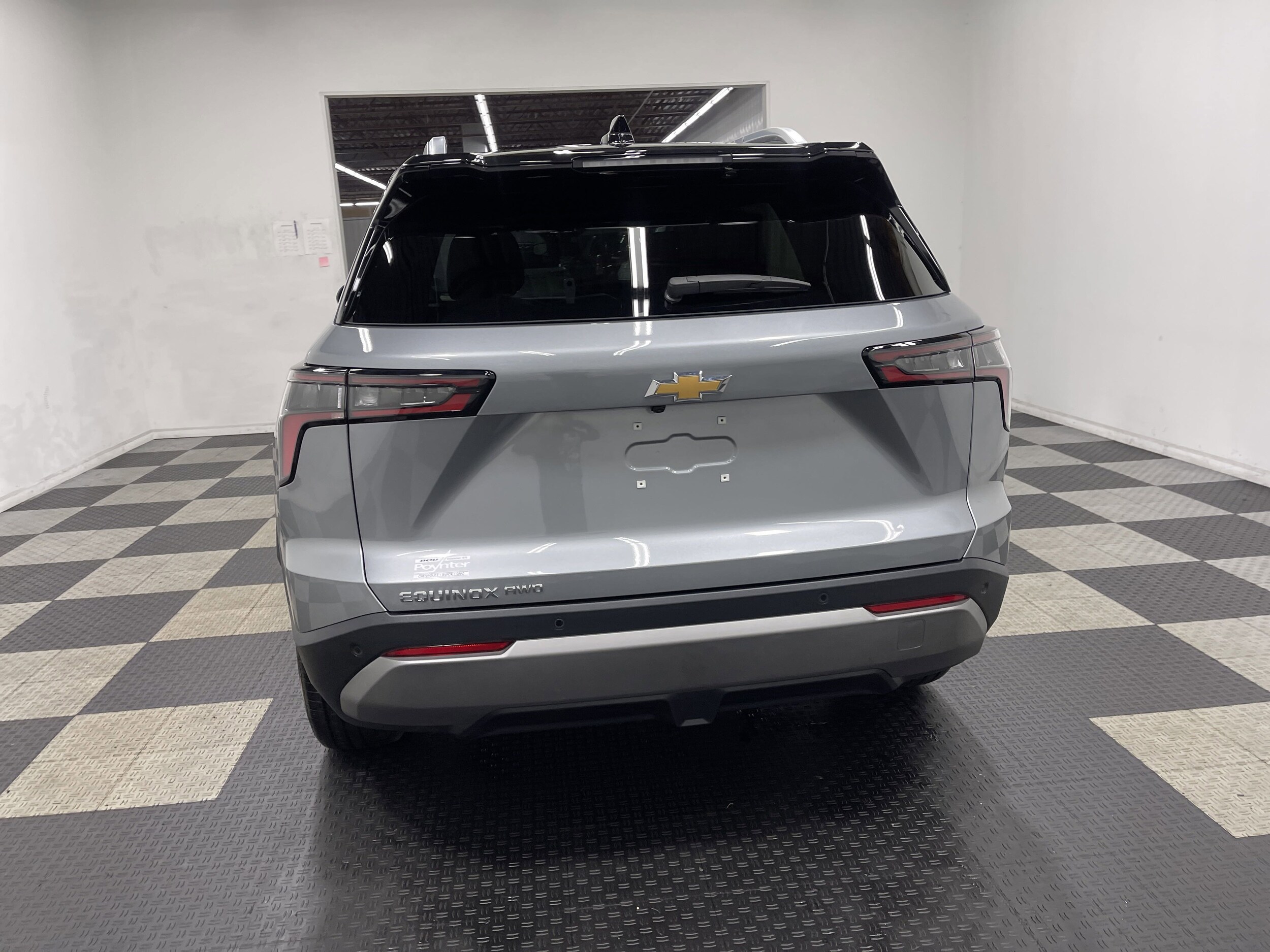 2026 Chevrolet Equinox LT photo 2