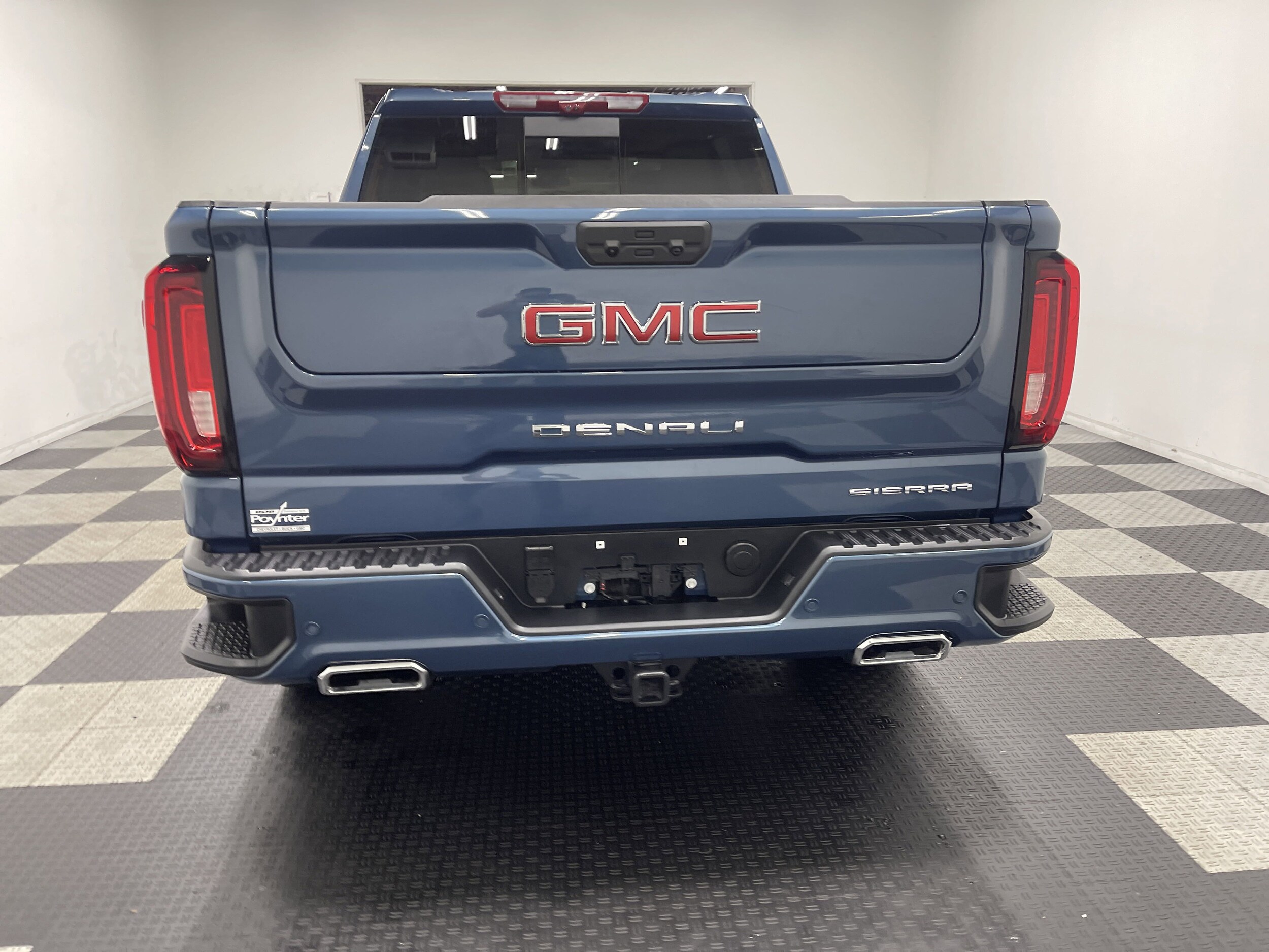 2025 Gmc Sierra 1500 Denali photo 2