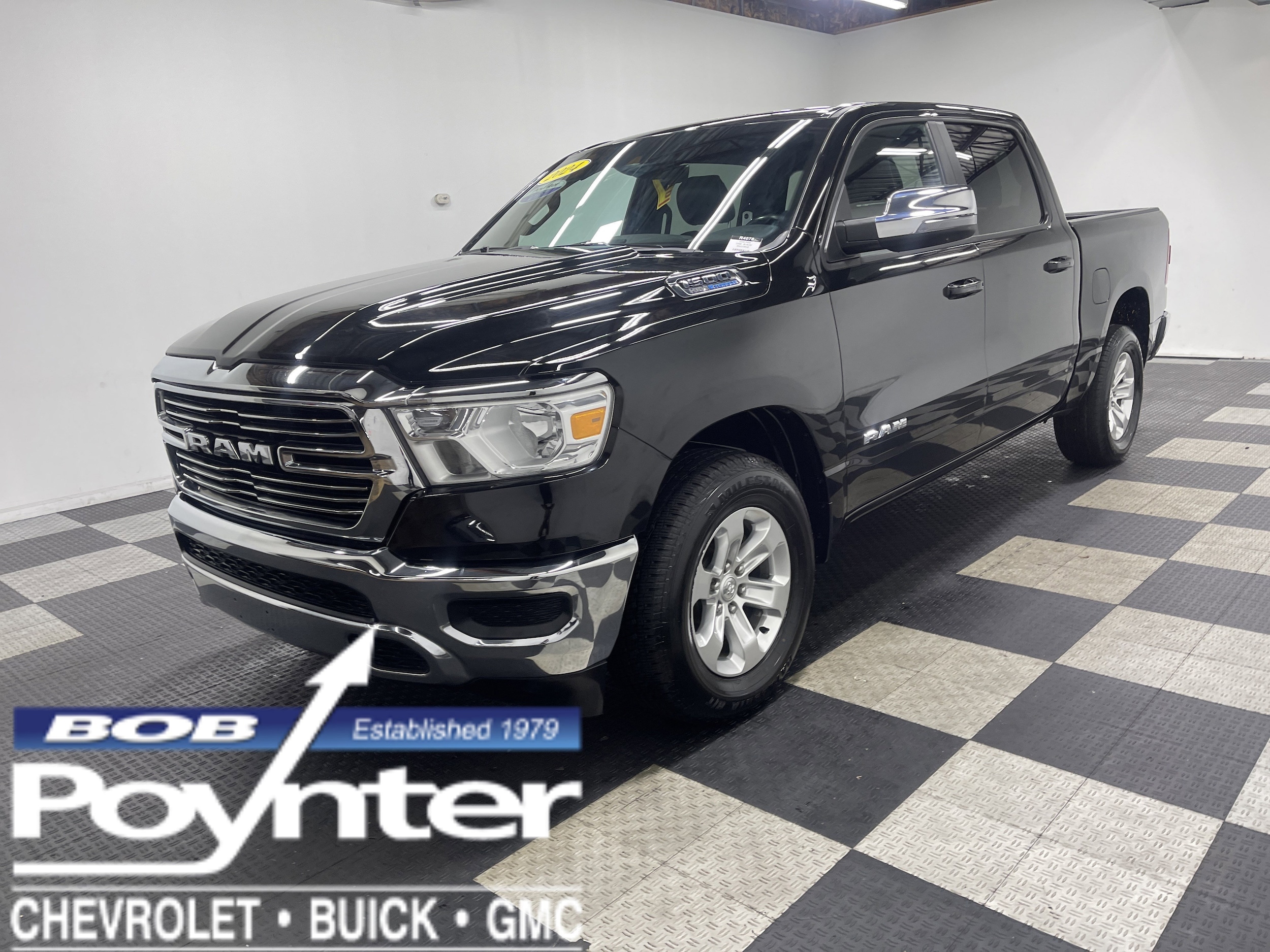 2024 RAM Ram 1500 Pickup Laramie's photo