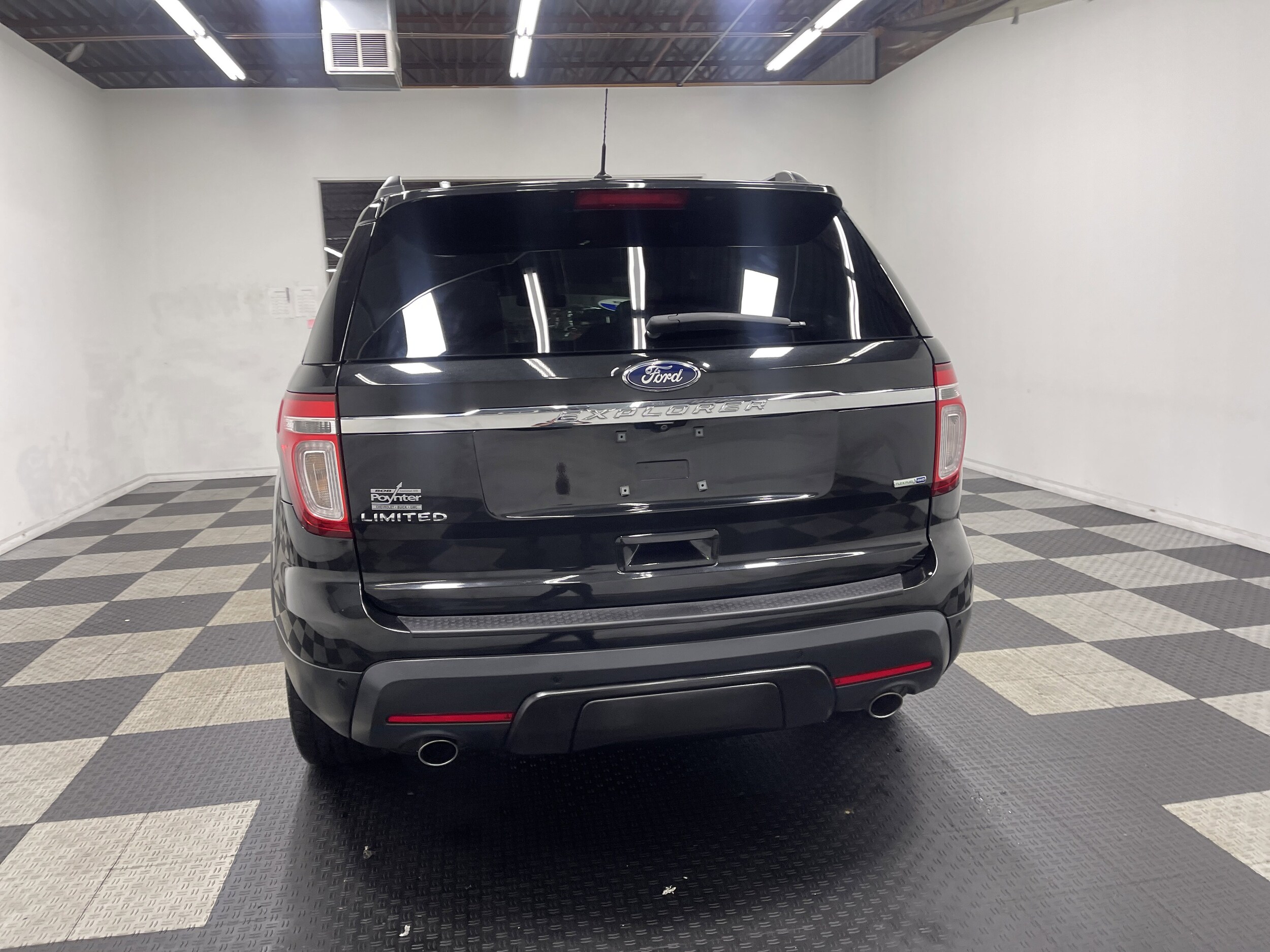 2015 Ford Explorer Limited photo 3