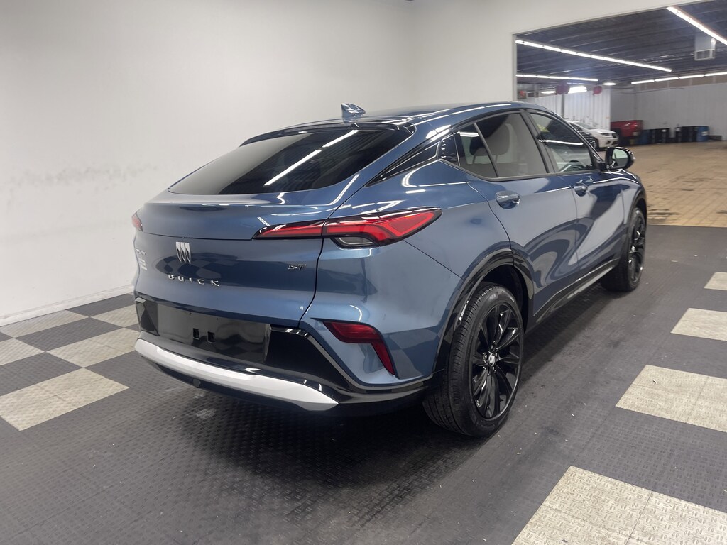 Used 2024 Buick Envista Sport Touring SUV