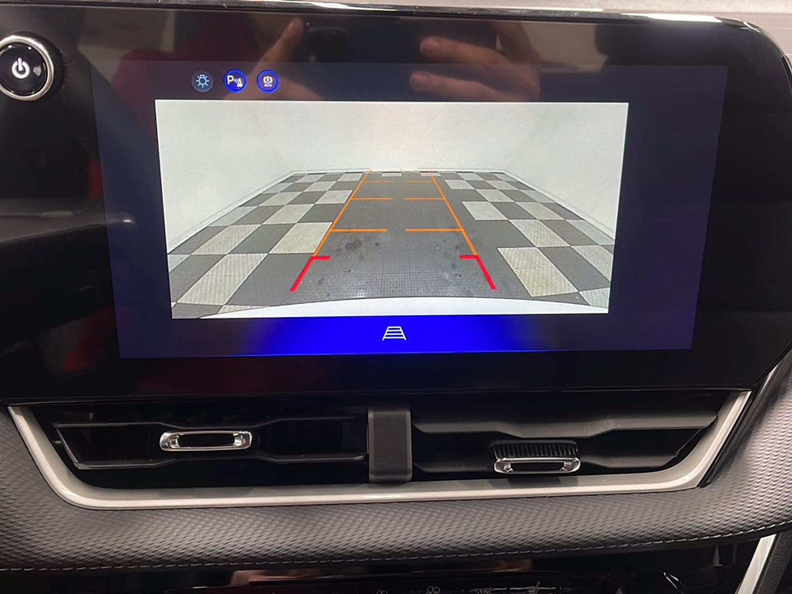 2027 Chevrolet Equinox LT - Photo 10