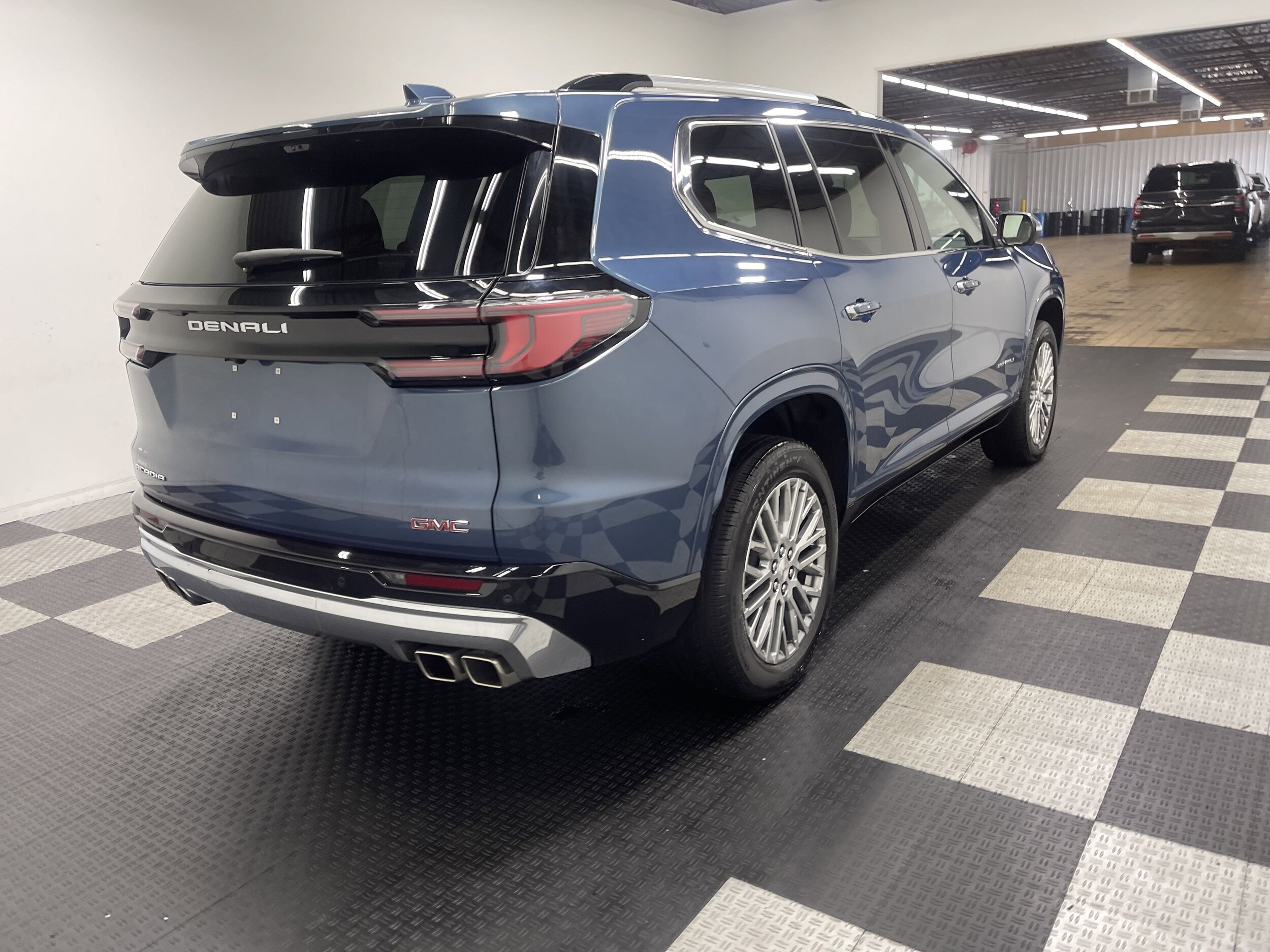 2026 Gmc Acadia Denali photo 3