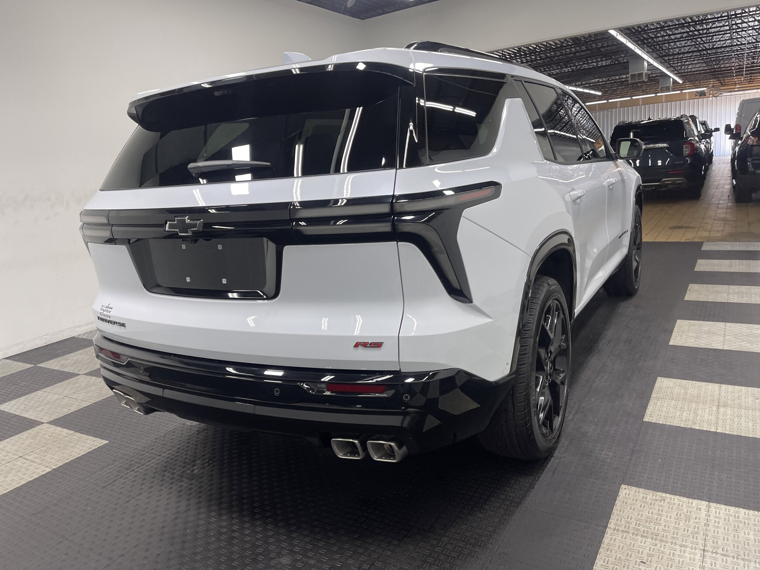 2026 Chevrolet Traverse RS photo 2