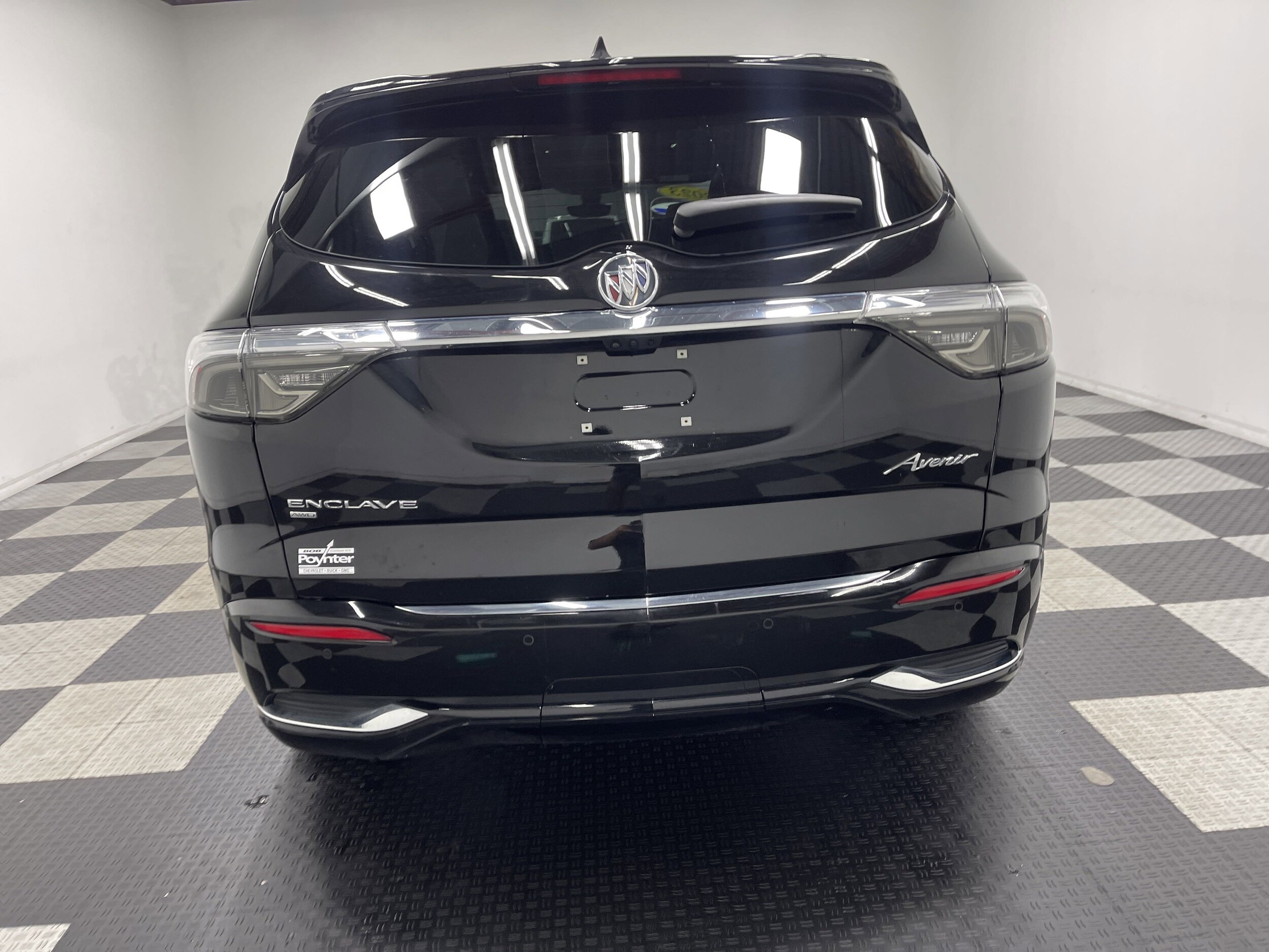 2023 Buick Enclave Avenir photo 3