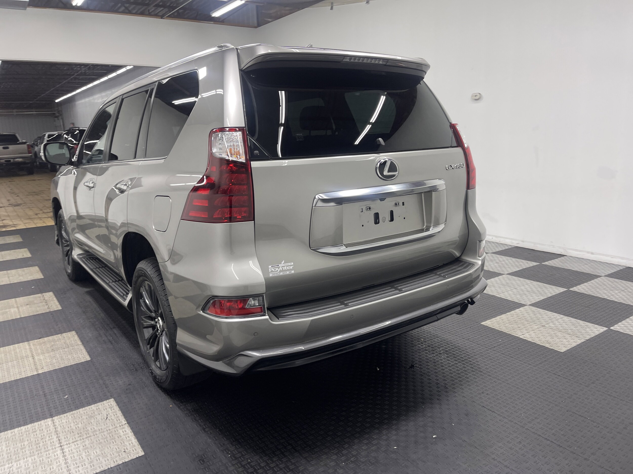 2022 Lexus GX 460 Premium photo 2