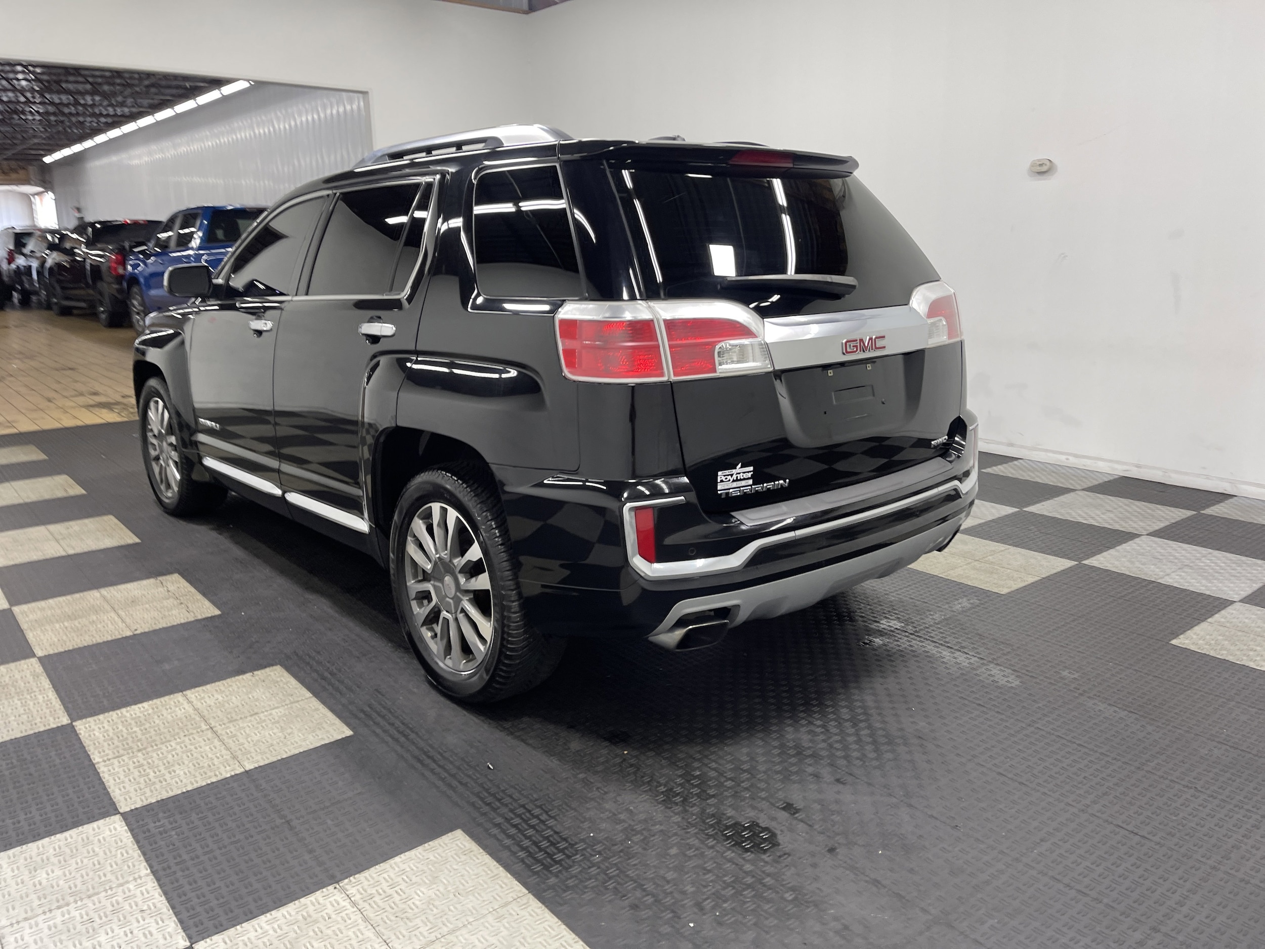 Used 2016 GMC Terrain Denali with VIN 2GKFLVE37G6339605 for sale in Seymour, IN