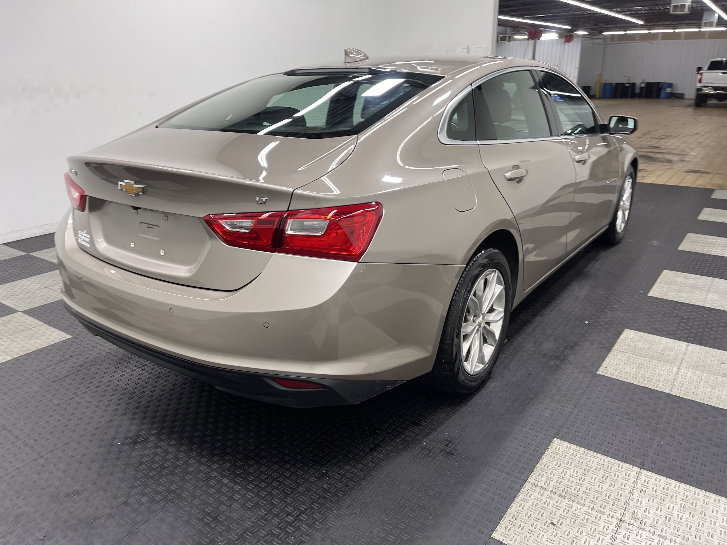 2024 Chevrolet Malibu 1LT photo 4
