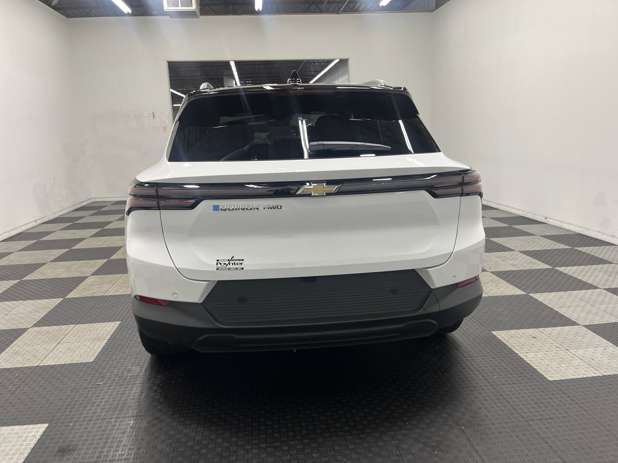 2026 Chevrolet Equinox EV 1LT photo 3