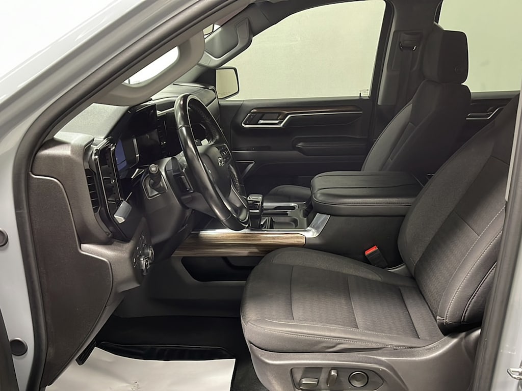Used 2024 Chevrolet