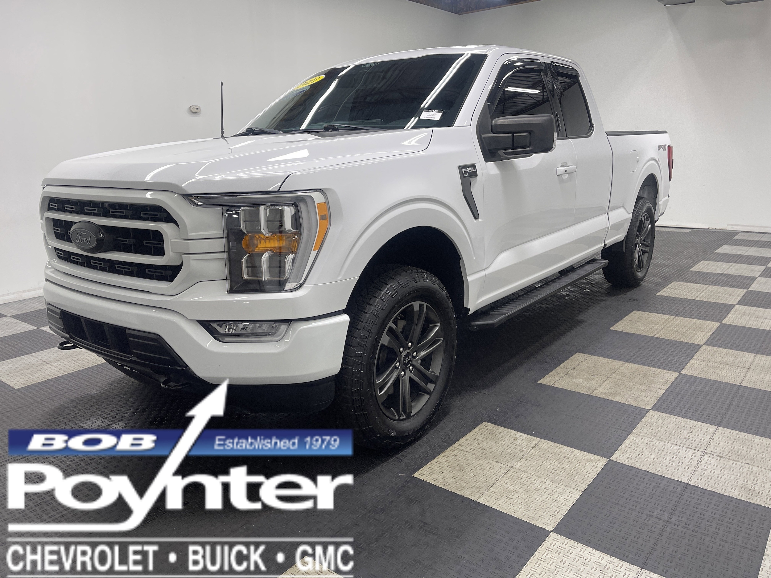 2021 Ford F-150 XLT's photo