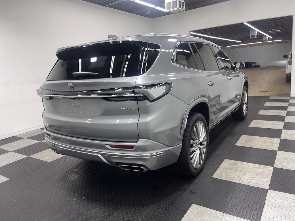 Used 2026 Buick Enclave Avenir SUV