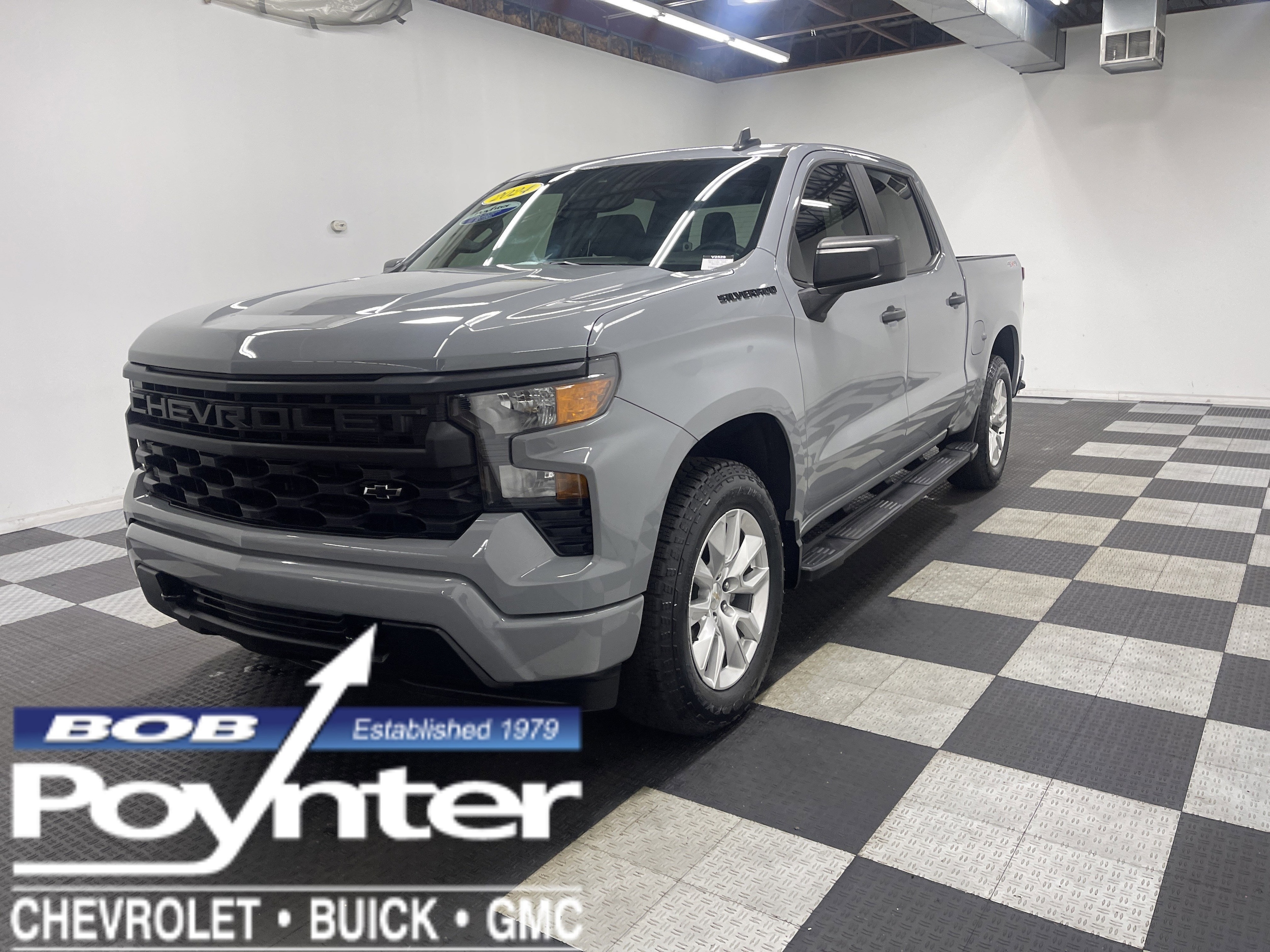 2024 Chevrolet Silverado 1500 Custom's photo