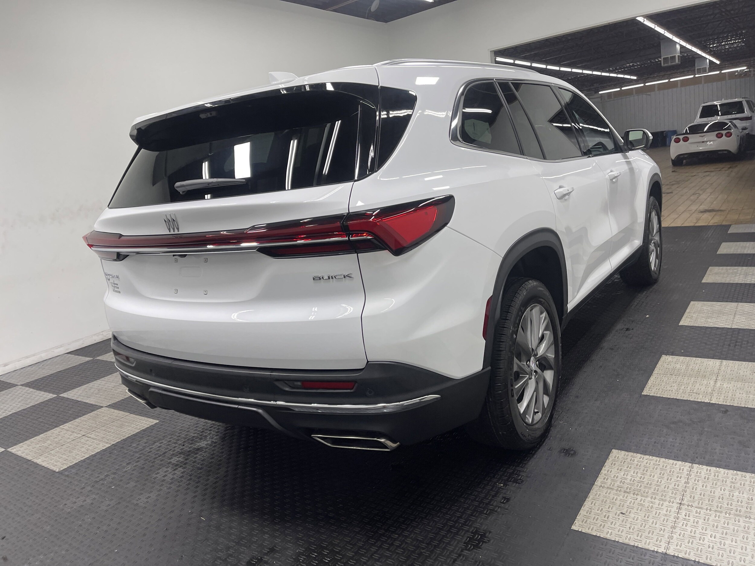 2026 Buick Enclave Preferred photo 3