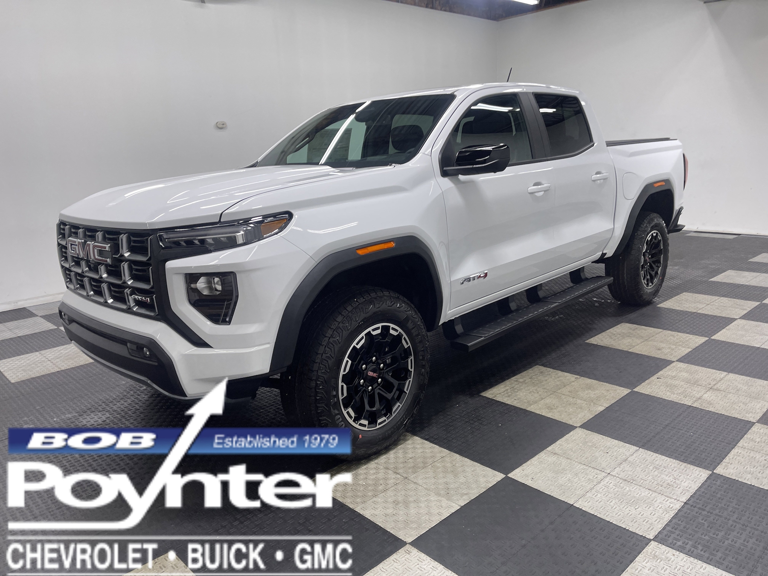 2026 GMC Canyon 4WD AT4 Crew Cab Short Box's photo