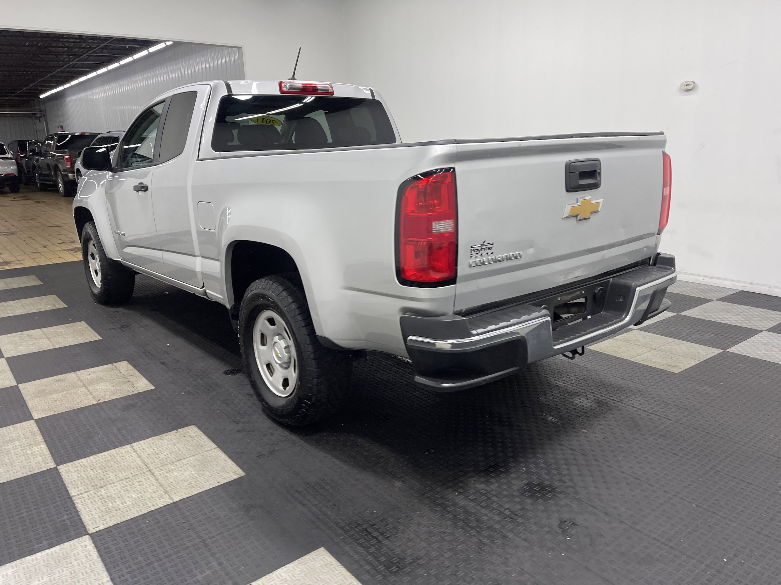 Used 2017 Chevrolet Colorado Work Truck with VIN 1GCHSBEA2H1243406 for sale in Seymour, IN