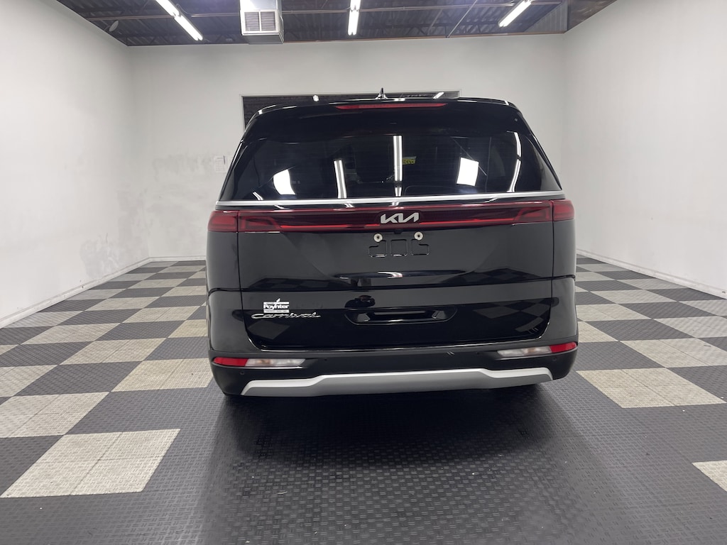 Used 2022 Kia Carnival LXS