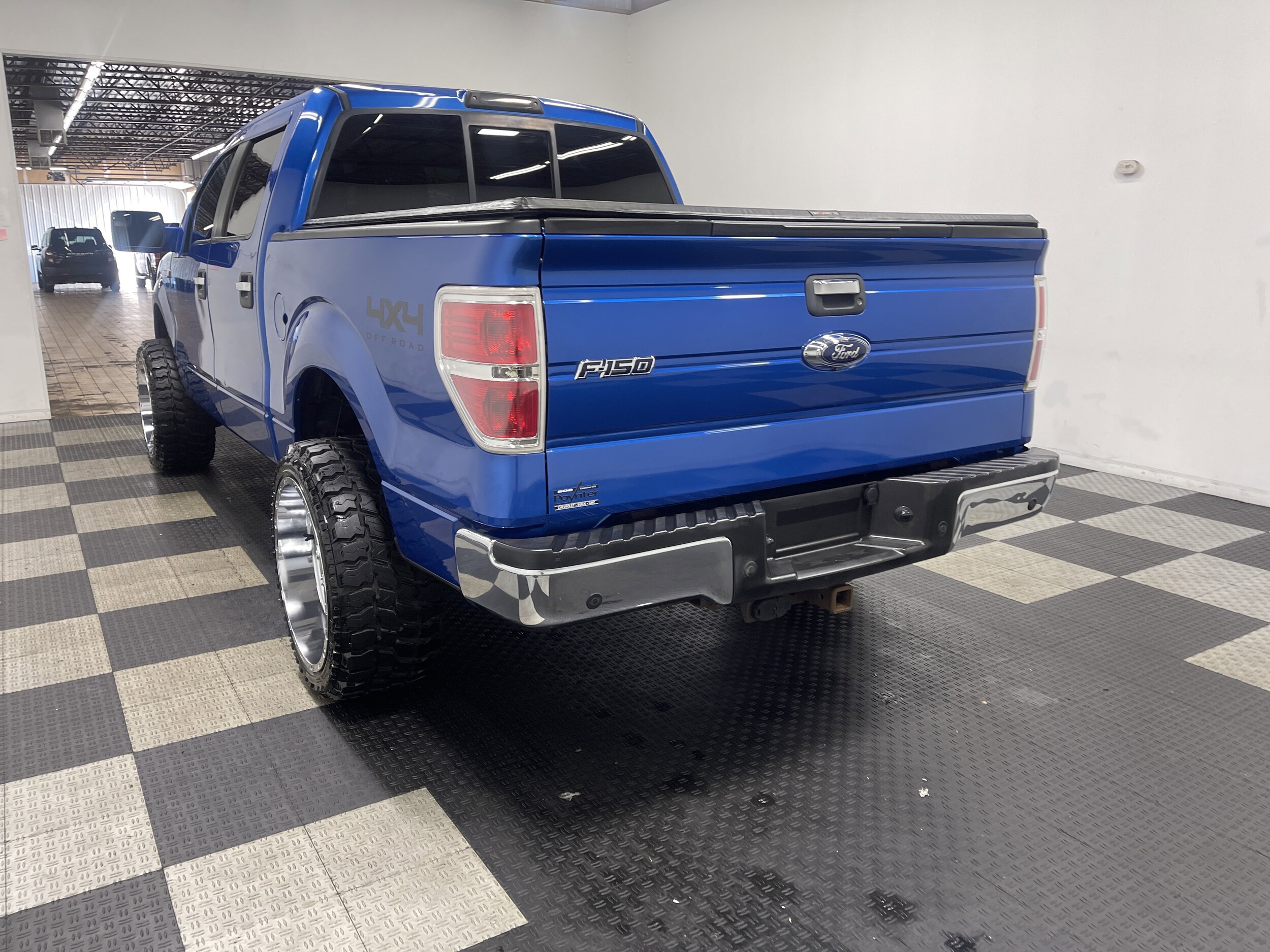 2014 Ford F-150 XLT photo 2