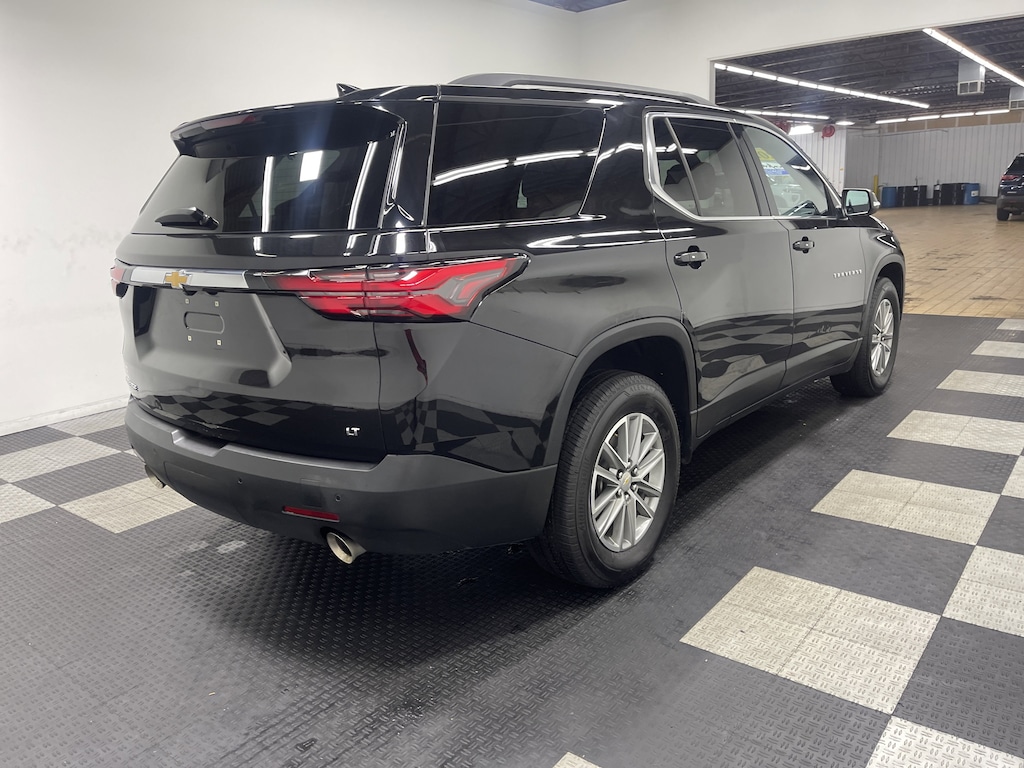 Used 2022 Chevrolet Traverse LT Leather SUV