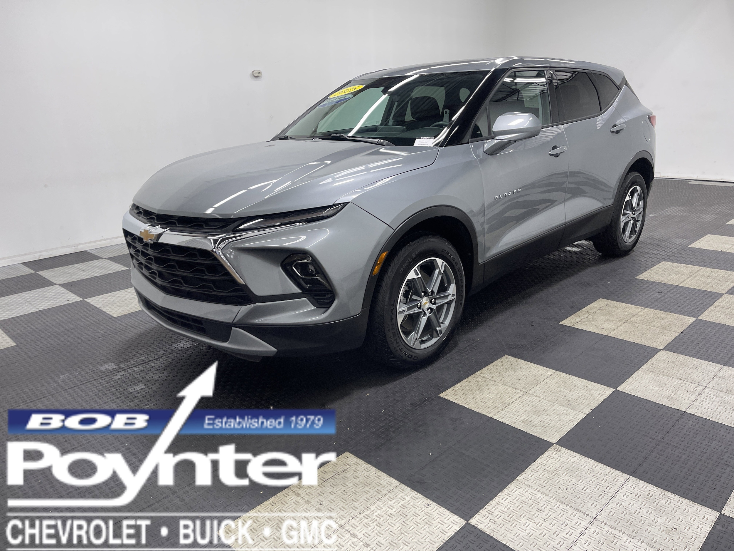 2025 Chevrolet Blazer 2.0T 2LT AWD's photo