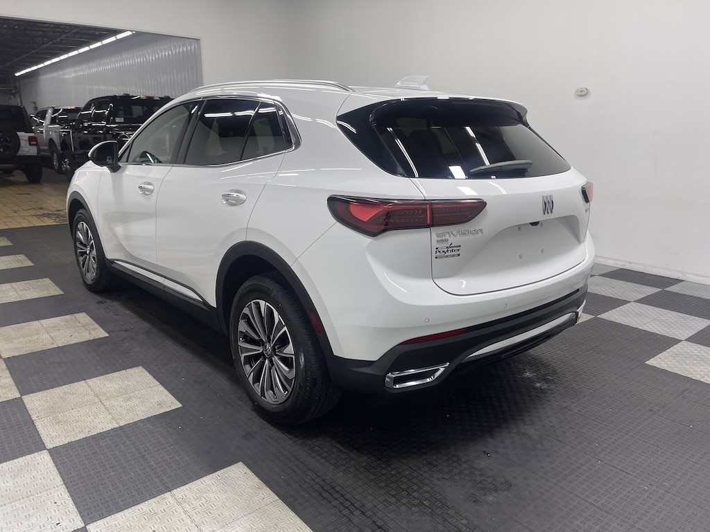 Used 2025 Buick Envision Preferred SUV