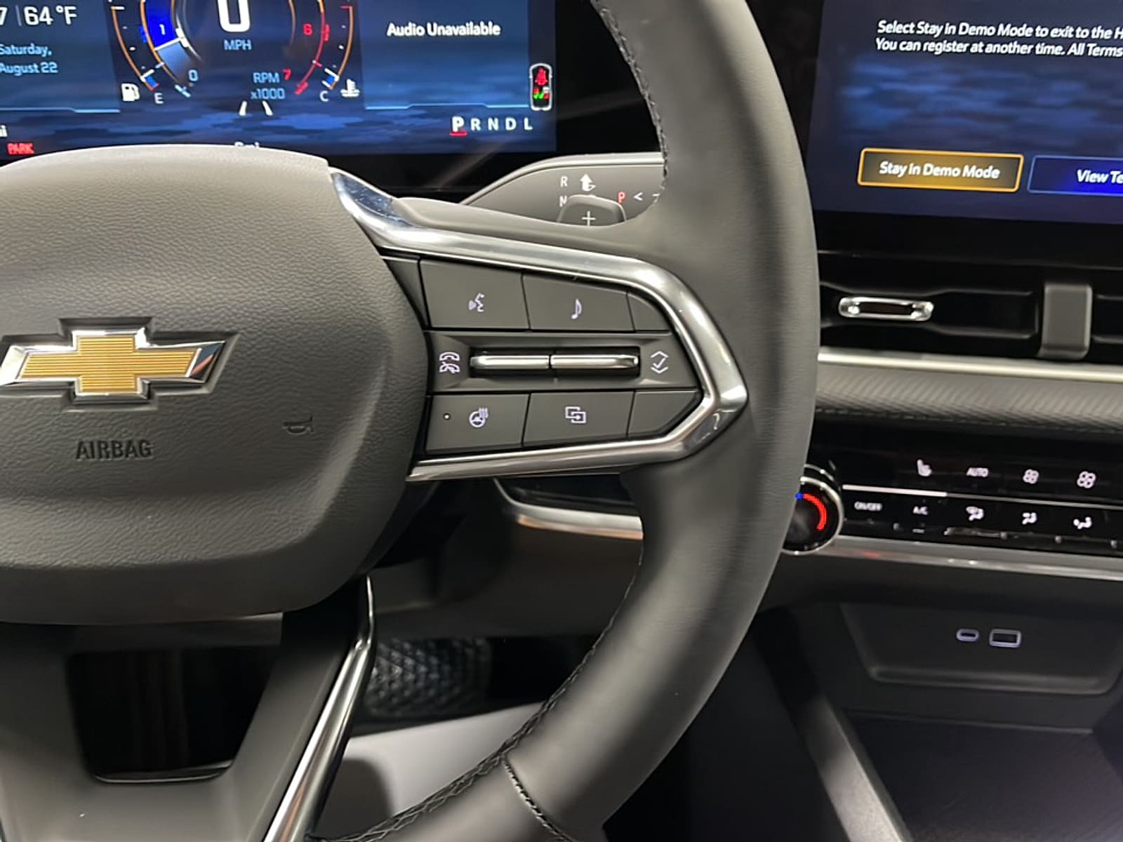 2027 Chevrolet Equinox LT - Photo 7