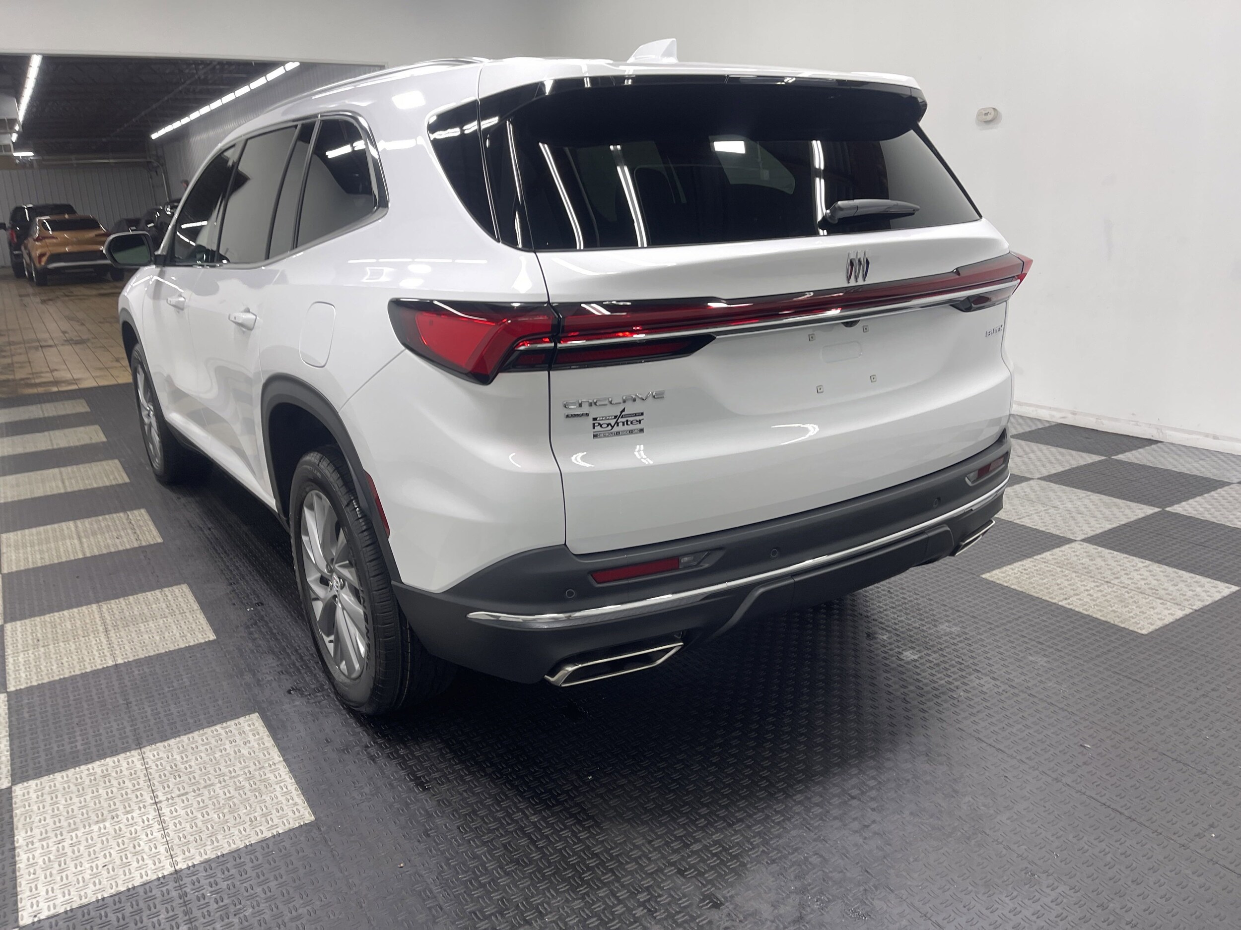 2025 Buick Enclave Preferred photo 2