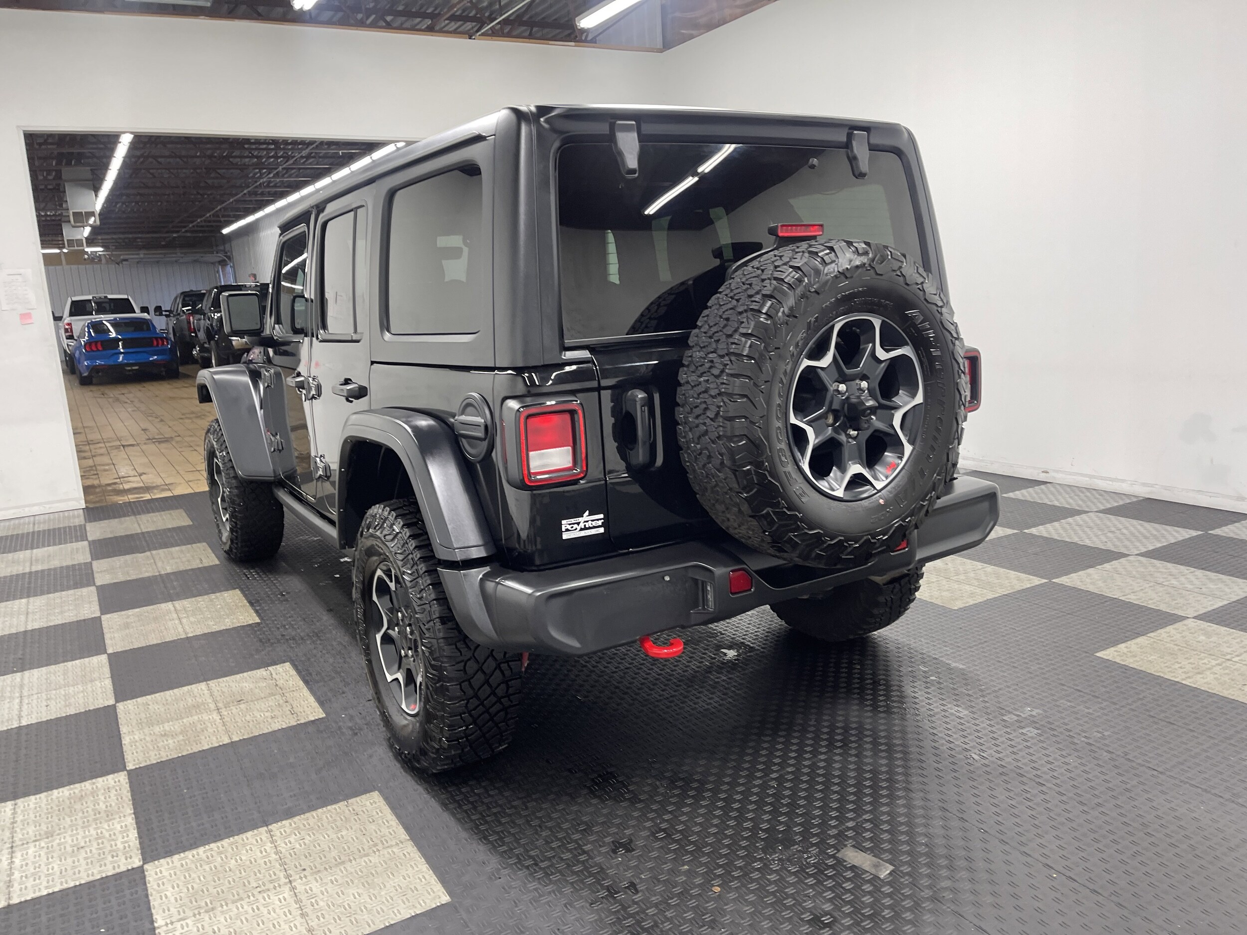 2023 Jeep Wrangler Rubicon photo 2