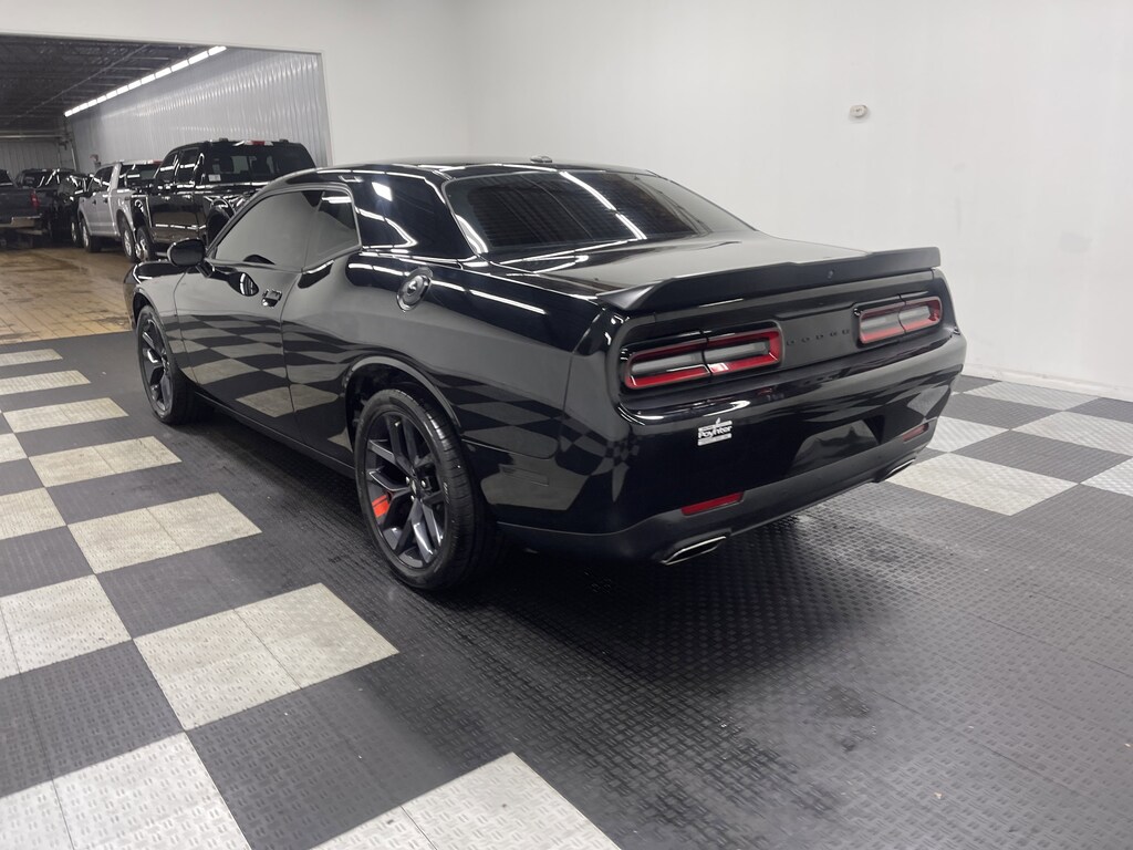 Used 2020 Dodge Challenger SXT