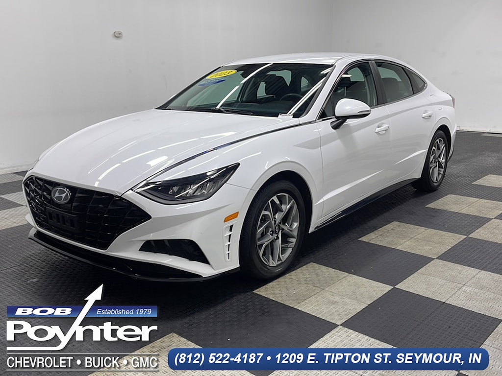 Used 2023 Hyundai Sonata SEL Sedan