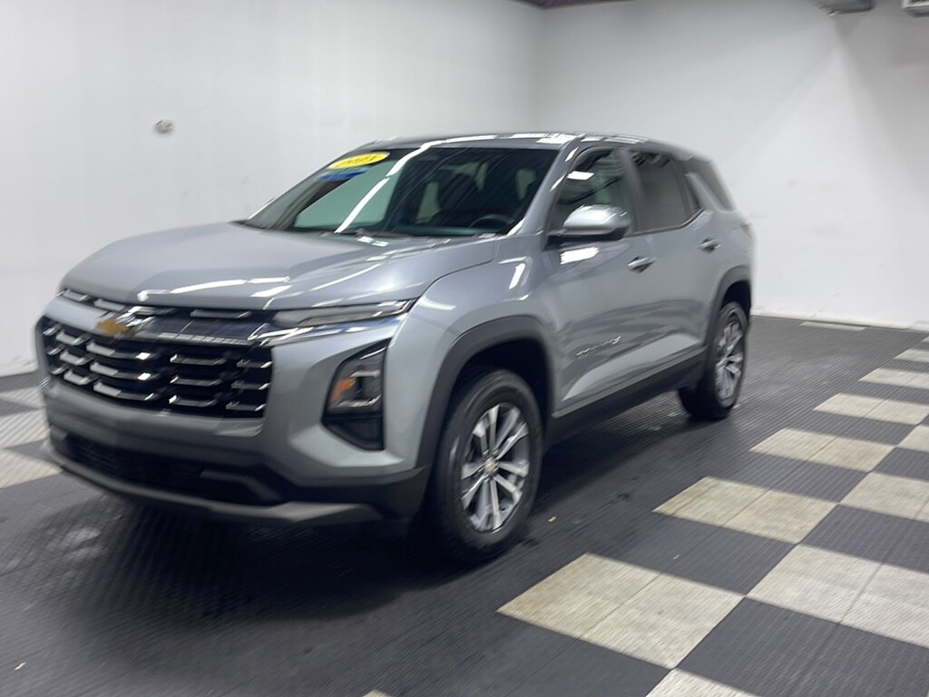 Used 2025 Chevrolet Equinox LT SUV