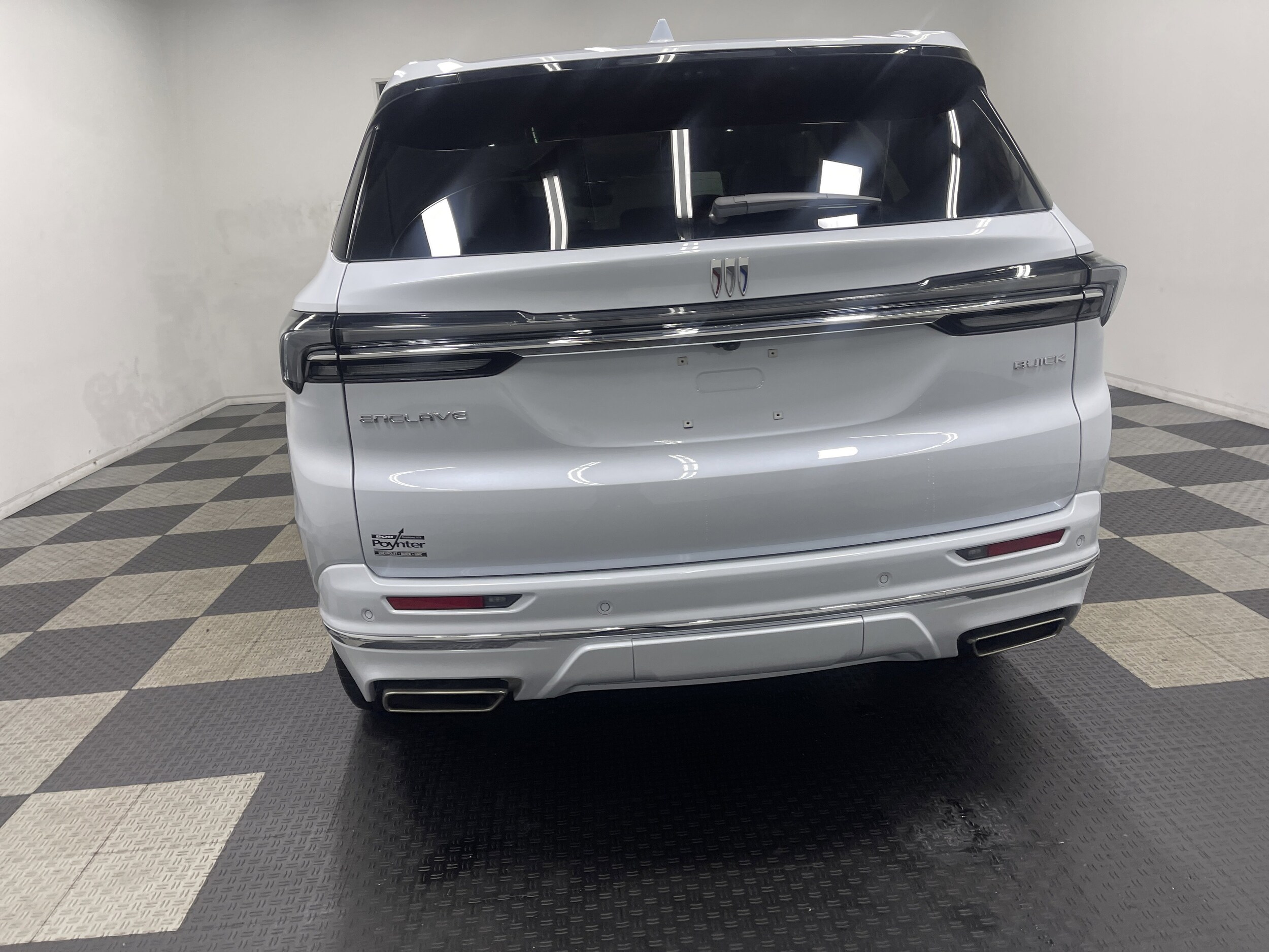 2026 Buick Enclave Avenir photo 2