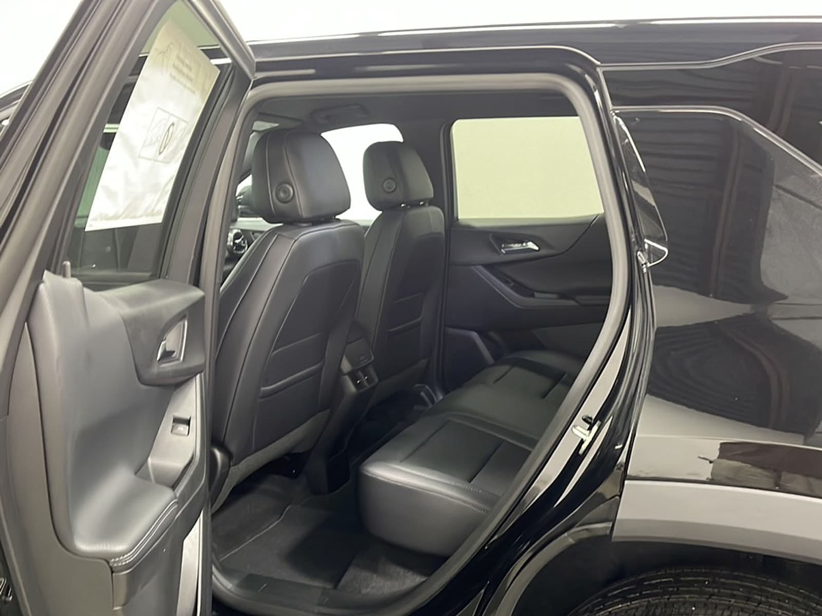 2027 Chevrolet Equinox LT - Photo 15