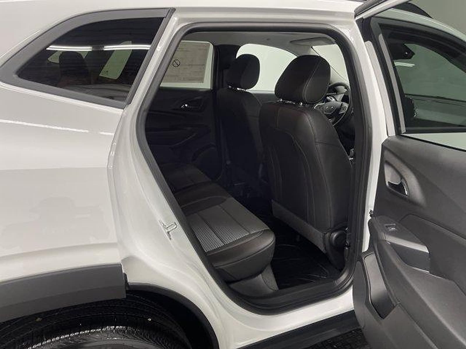 2026 Chevrolet Trax LT - Photo 15