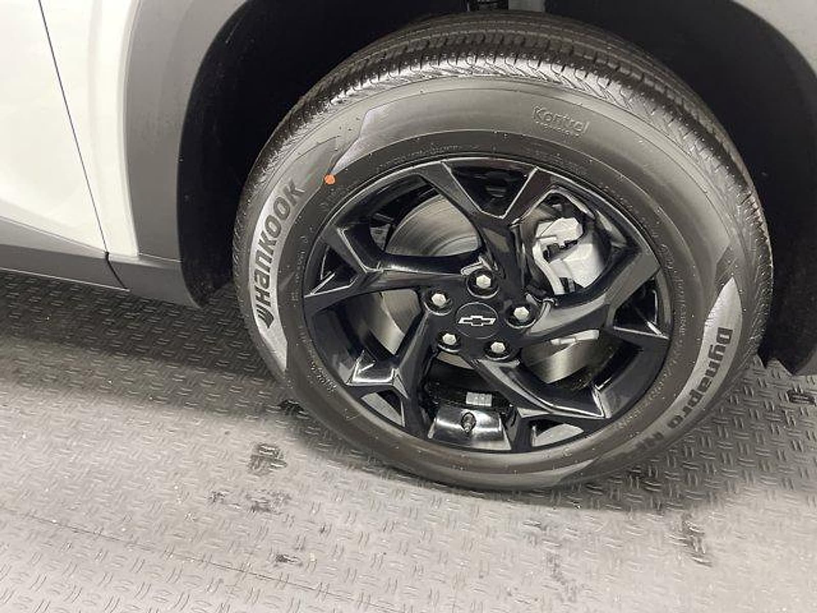 2026 Chevrolet Trax LT - Photo 21