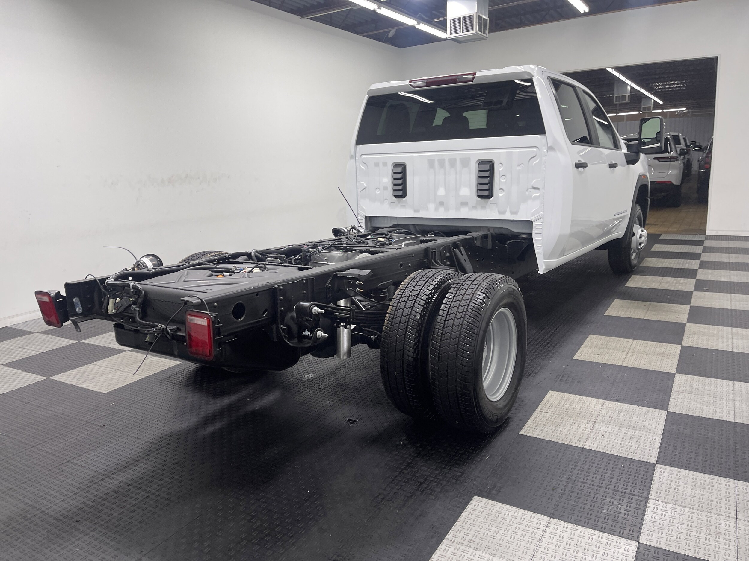 2026 Gmc Sierra 3500 HD Pro photo 4