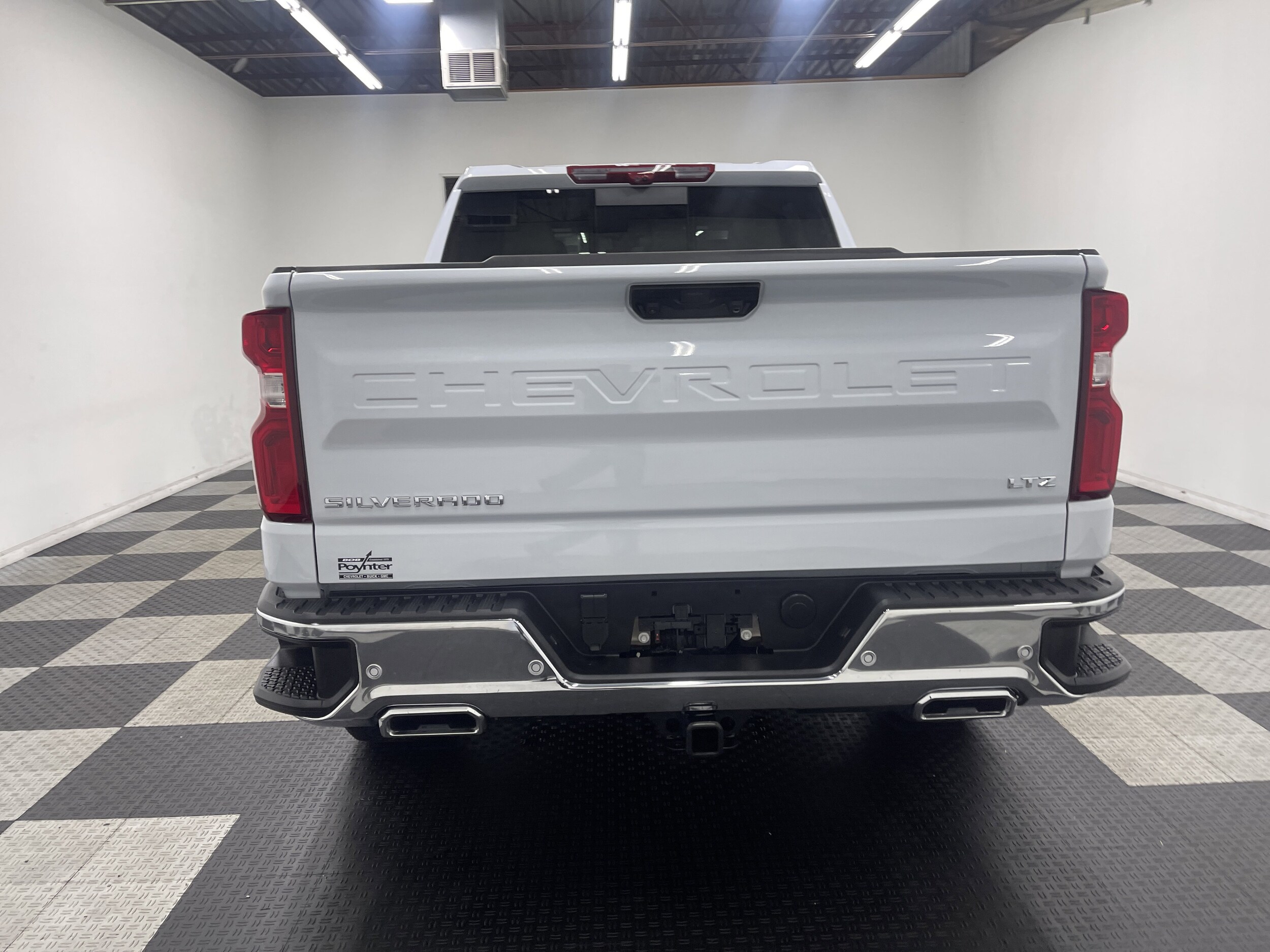 2026 Chevrolet Silverado 1500 LTZ photo 3