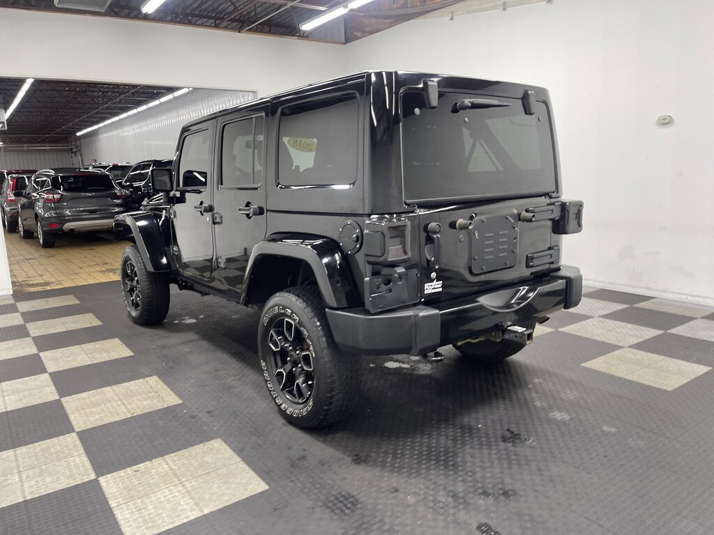 Used 2018 Jeep Wrangler JK Unlimited Sahara 4x4 SUV