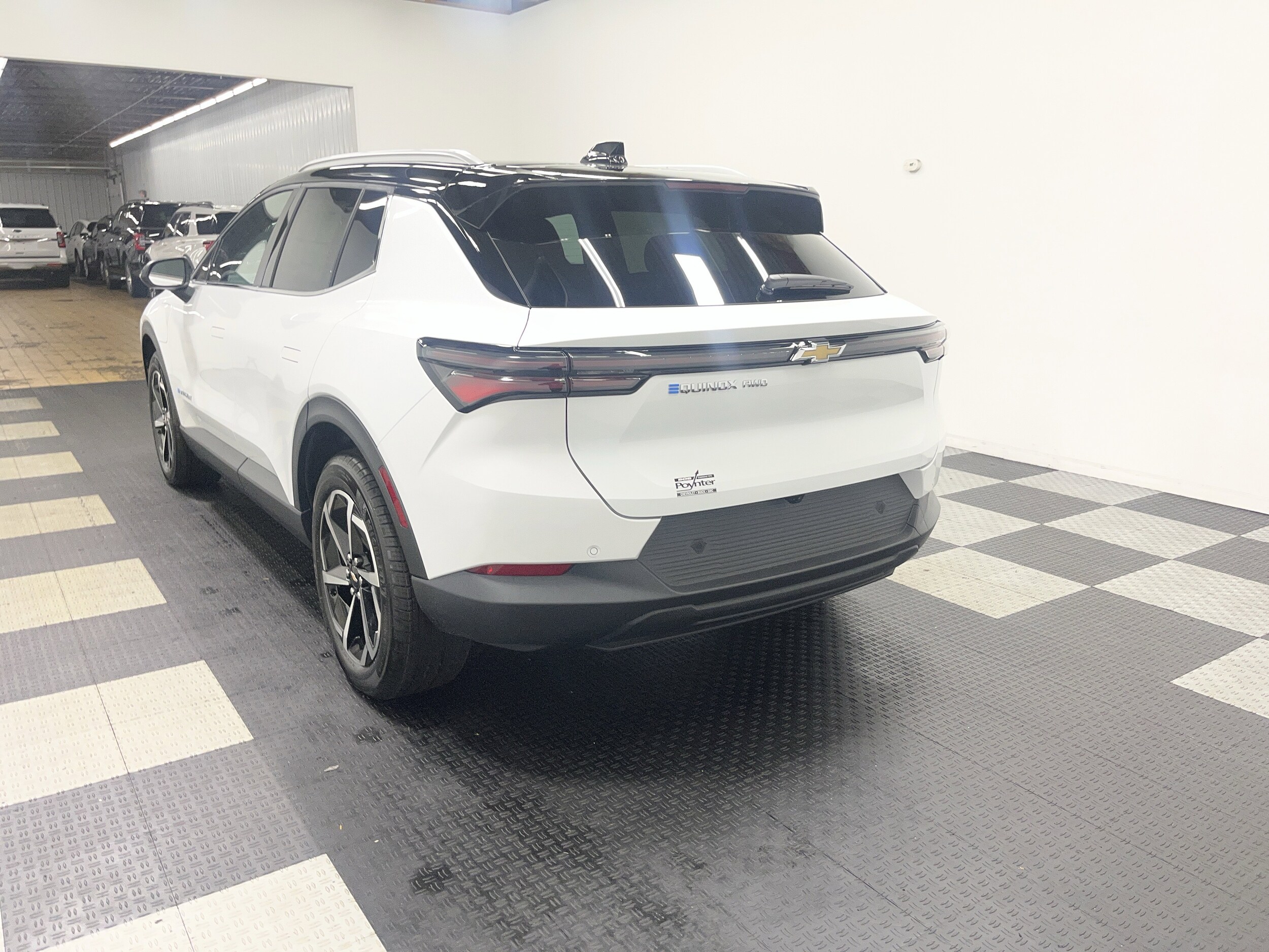 2026 Chevrolet Equinox EV 1LT photo 2