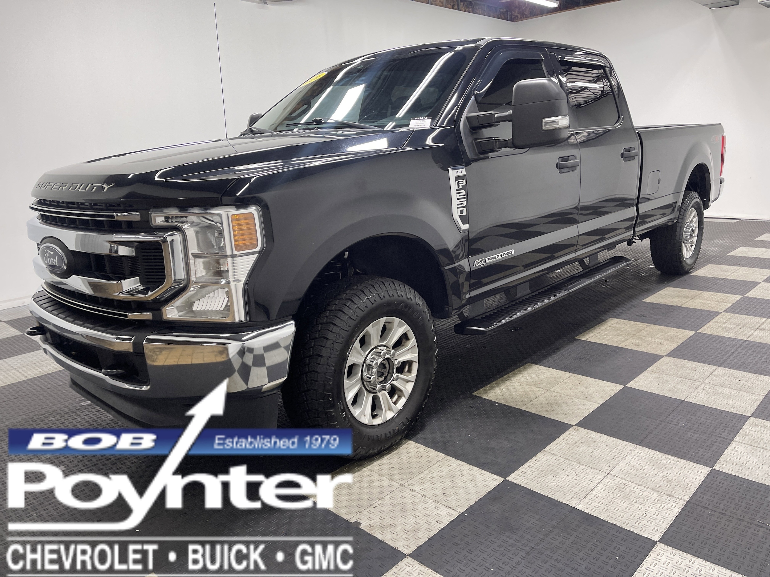 2020 Ford F-250 XLT 4x4 Crew Cab 8' Box's photo