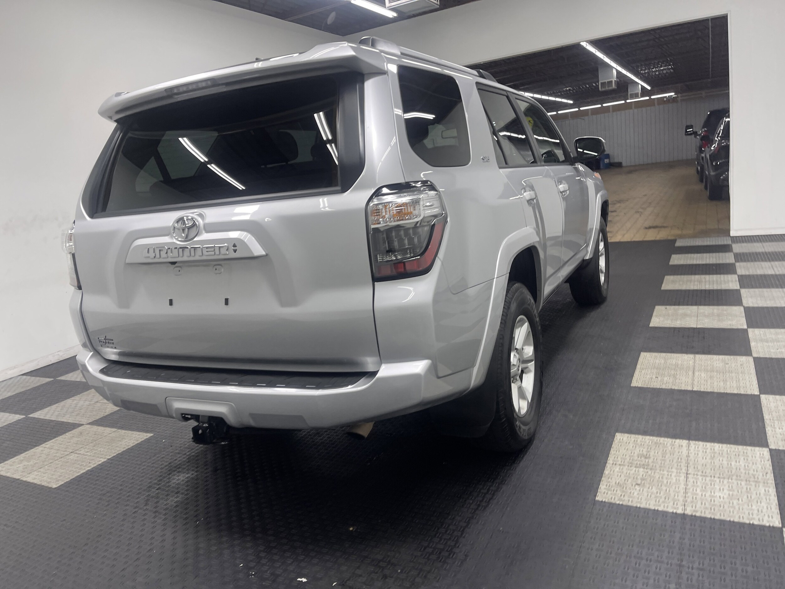 2024 Toyota 4Runner SR5 photo 4