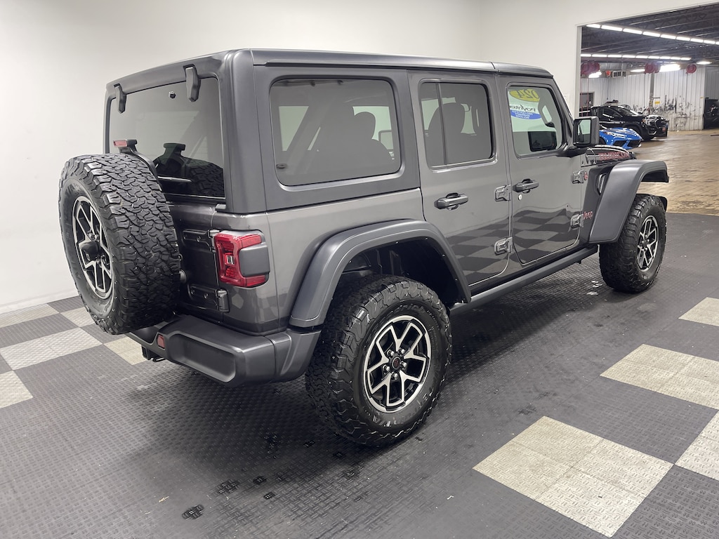 Used 2024 Jeep Wrangler Rubicon SUV