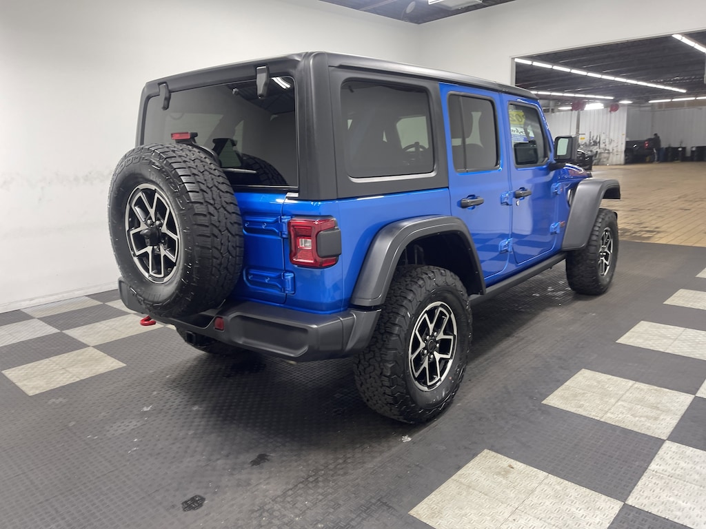 Used 2024 Jeep Wrangler Rubicon SUV
