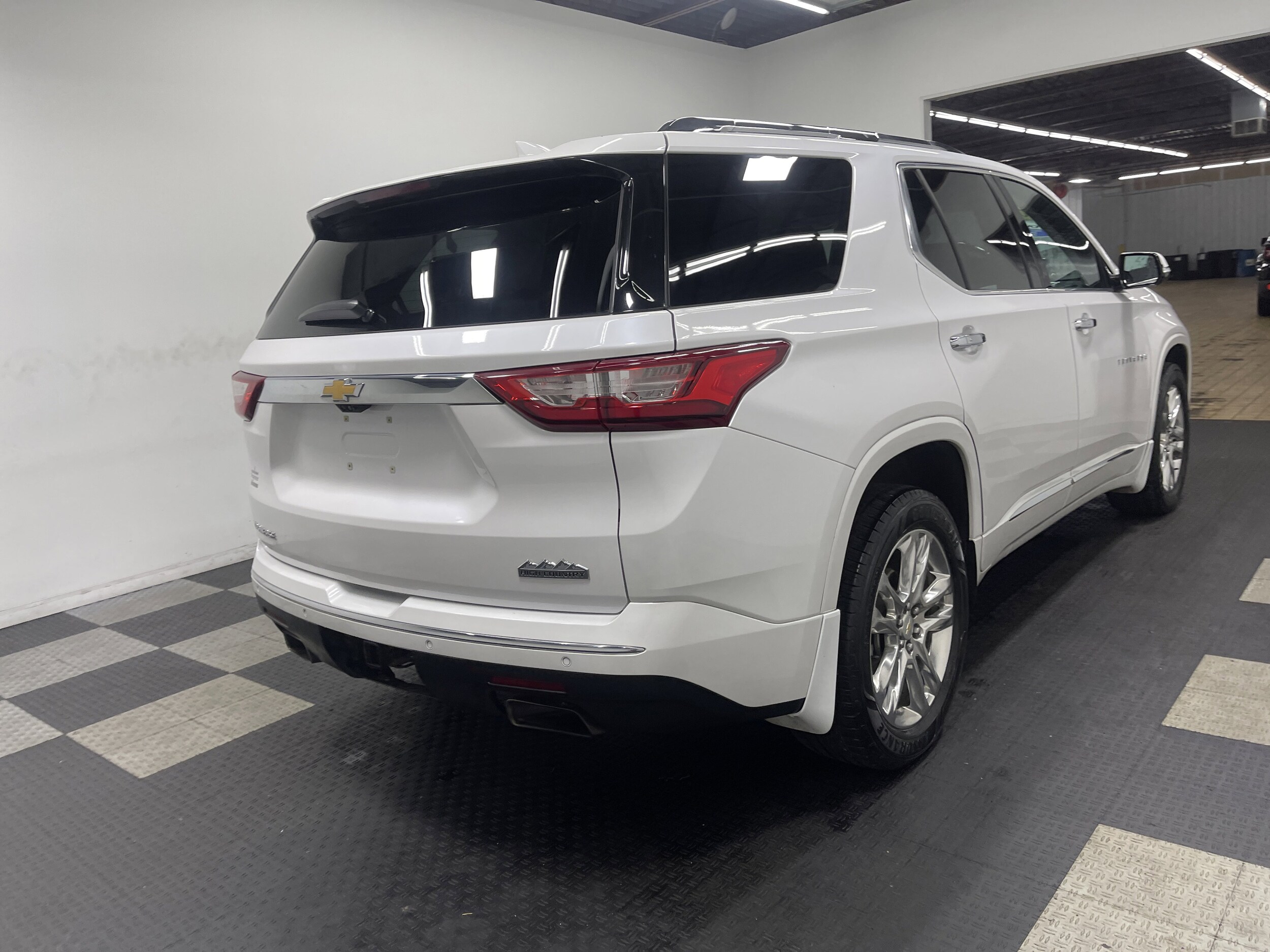 2018 Chevrolet Traverse High Country photo 4