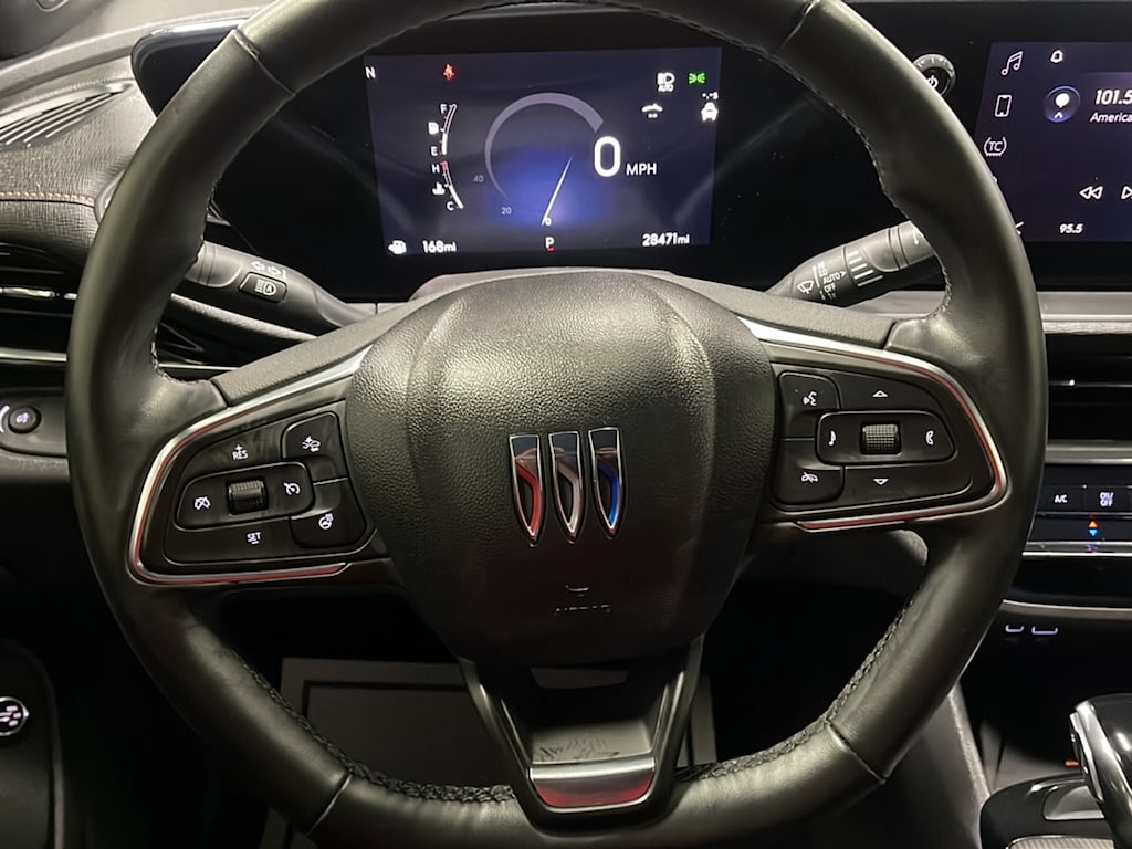 Used 2024 Buick Envista Avenir SUV