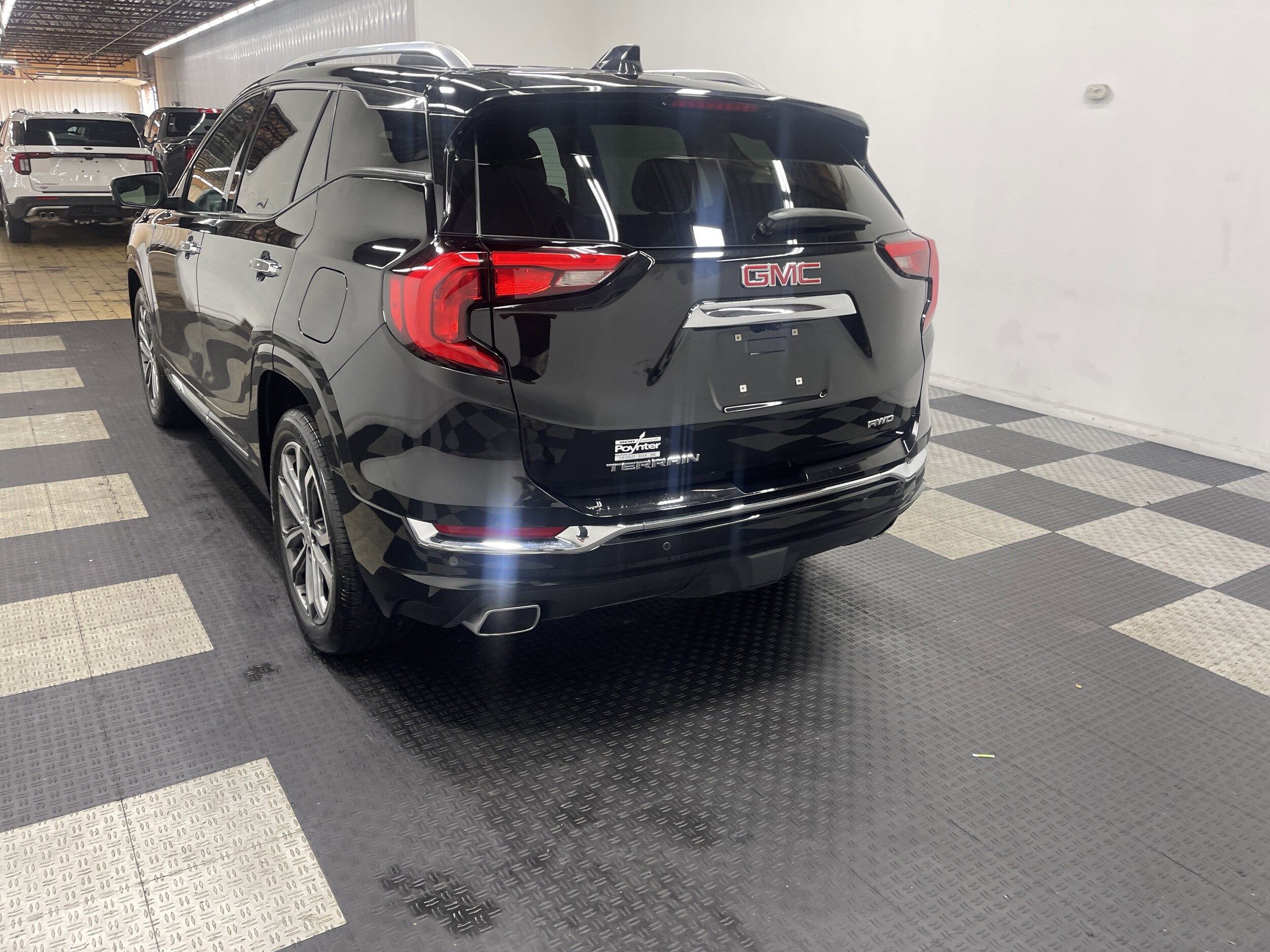 2020 Gmc Terrain Denali photo 2